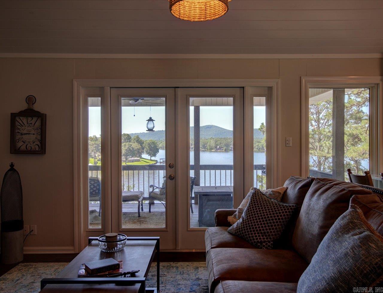 Lake View - Residential
