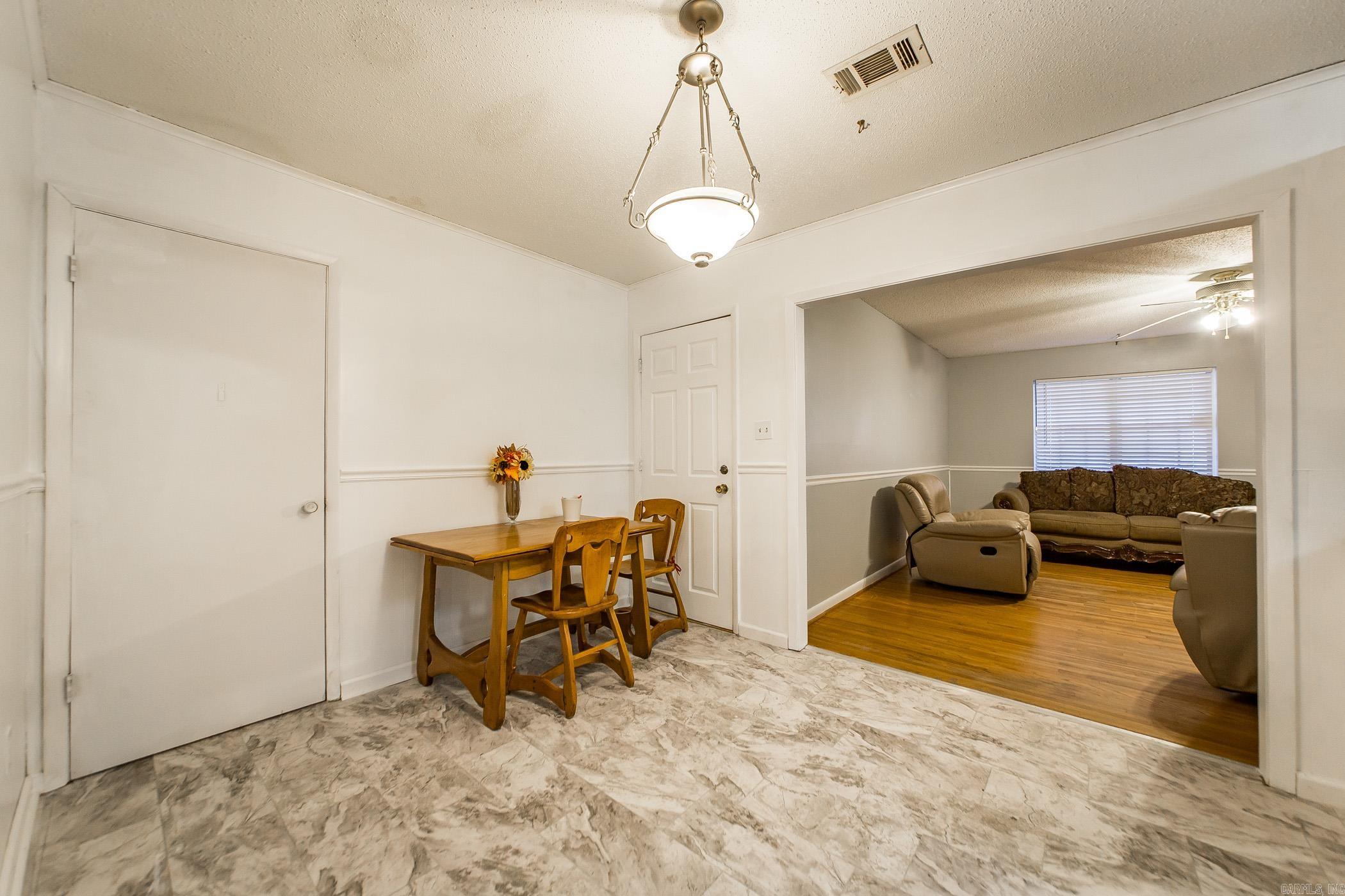 TANGLEWOOD - Residential