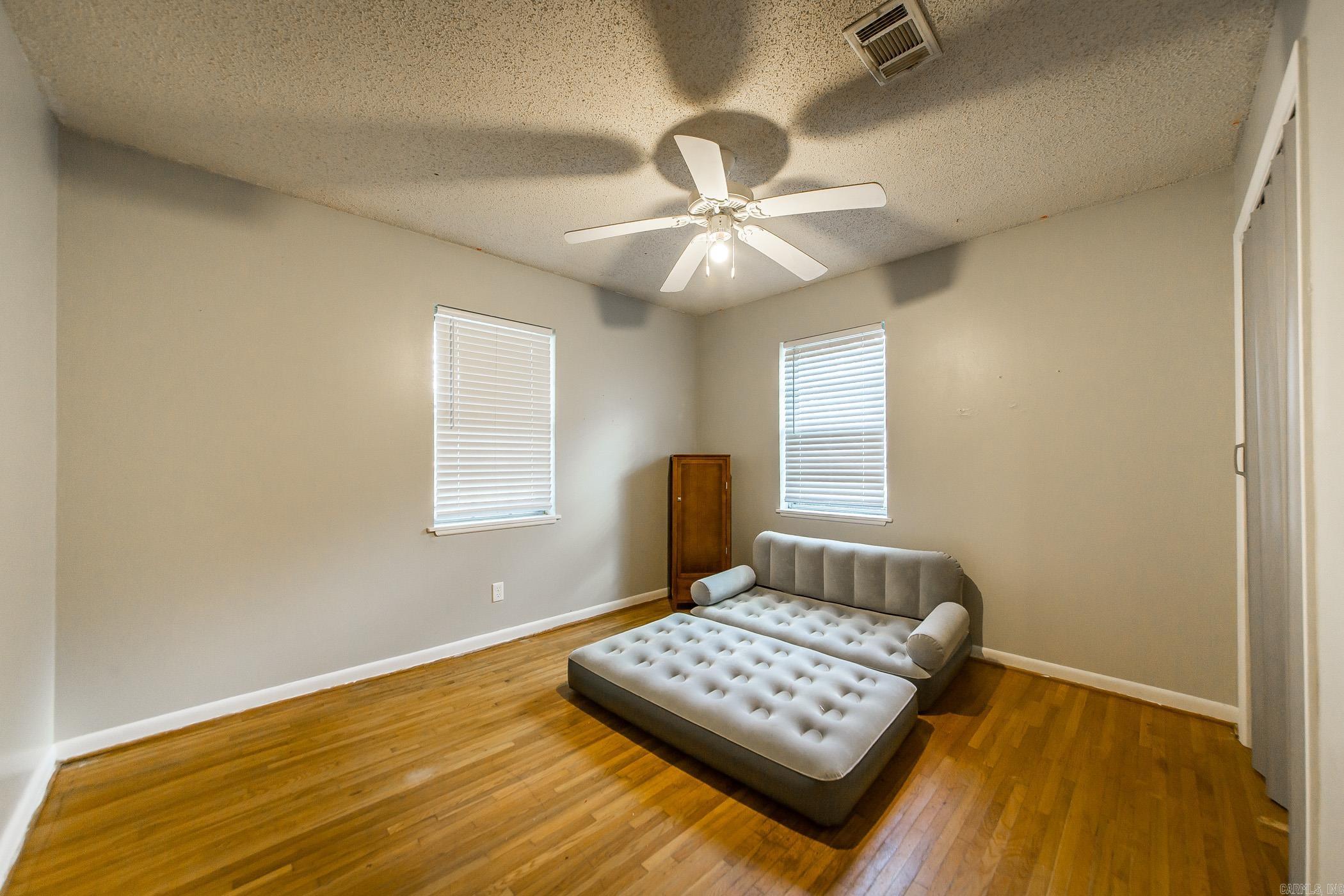 TANGLEWOOD - Residential