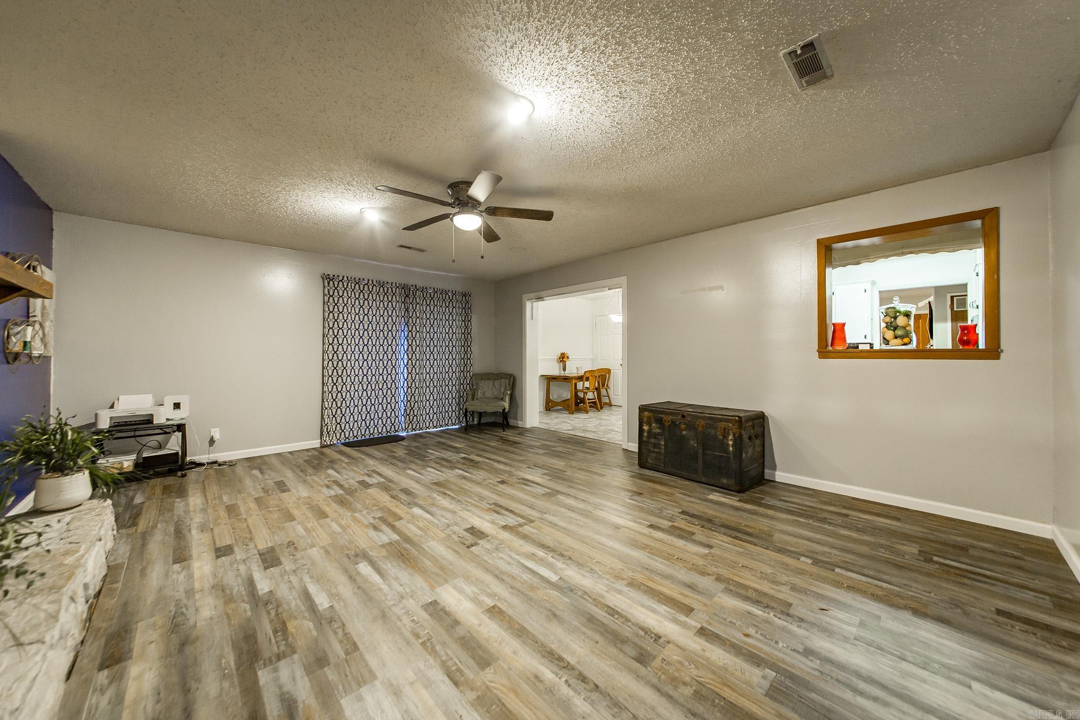 TANGLEWOOD - Residential