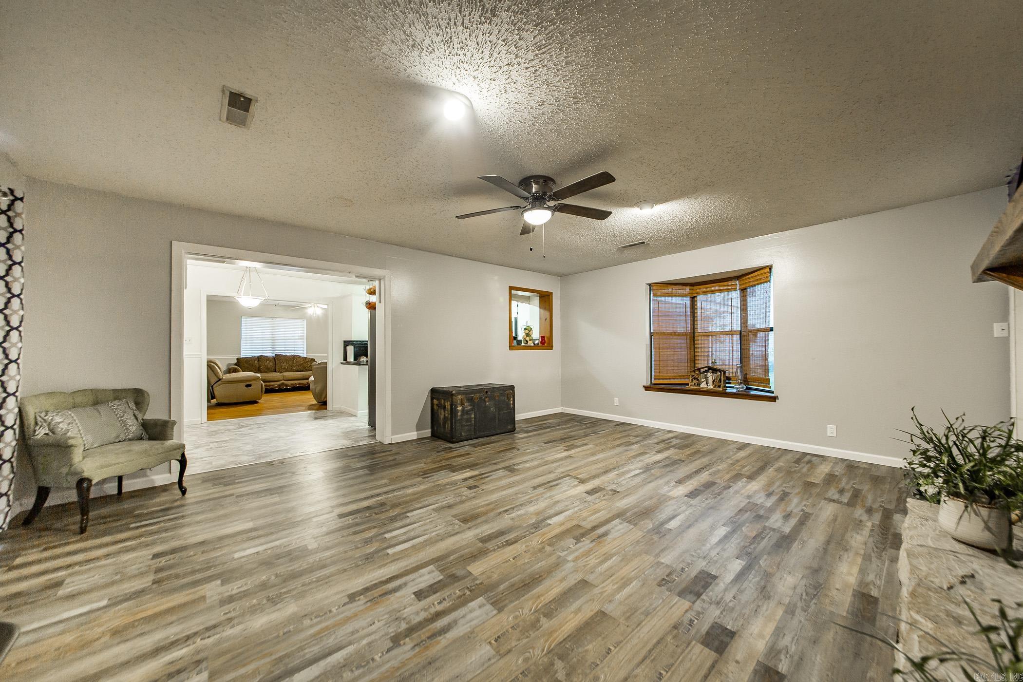 TANGLEWOOD - Residential