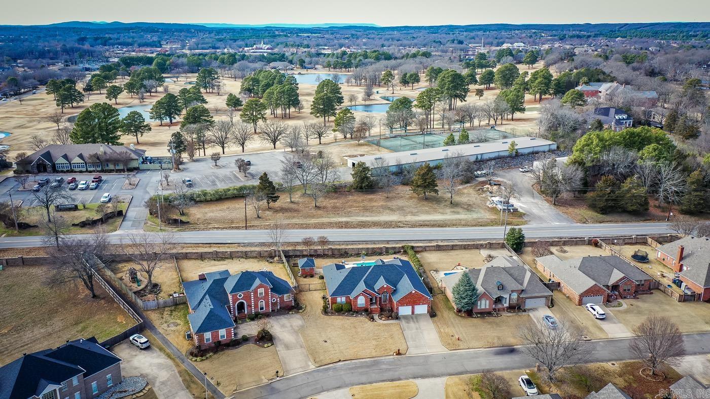 WINDCREST - Residential