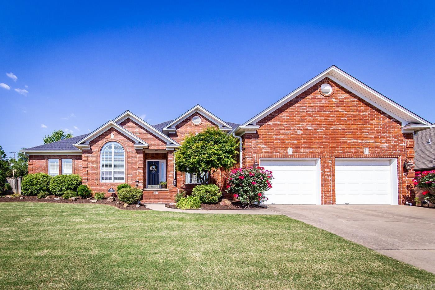 WINDCREST - Residential