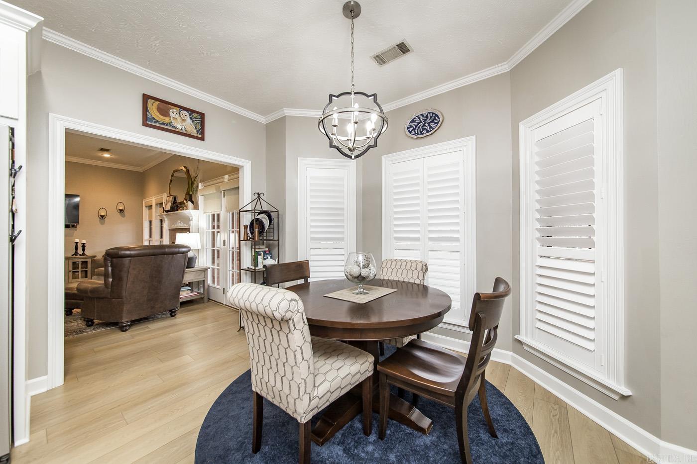 WINDCREST - Residential