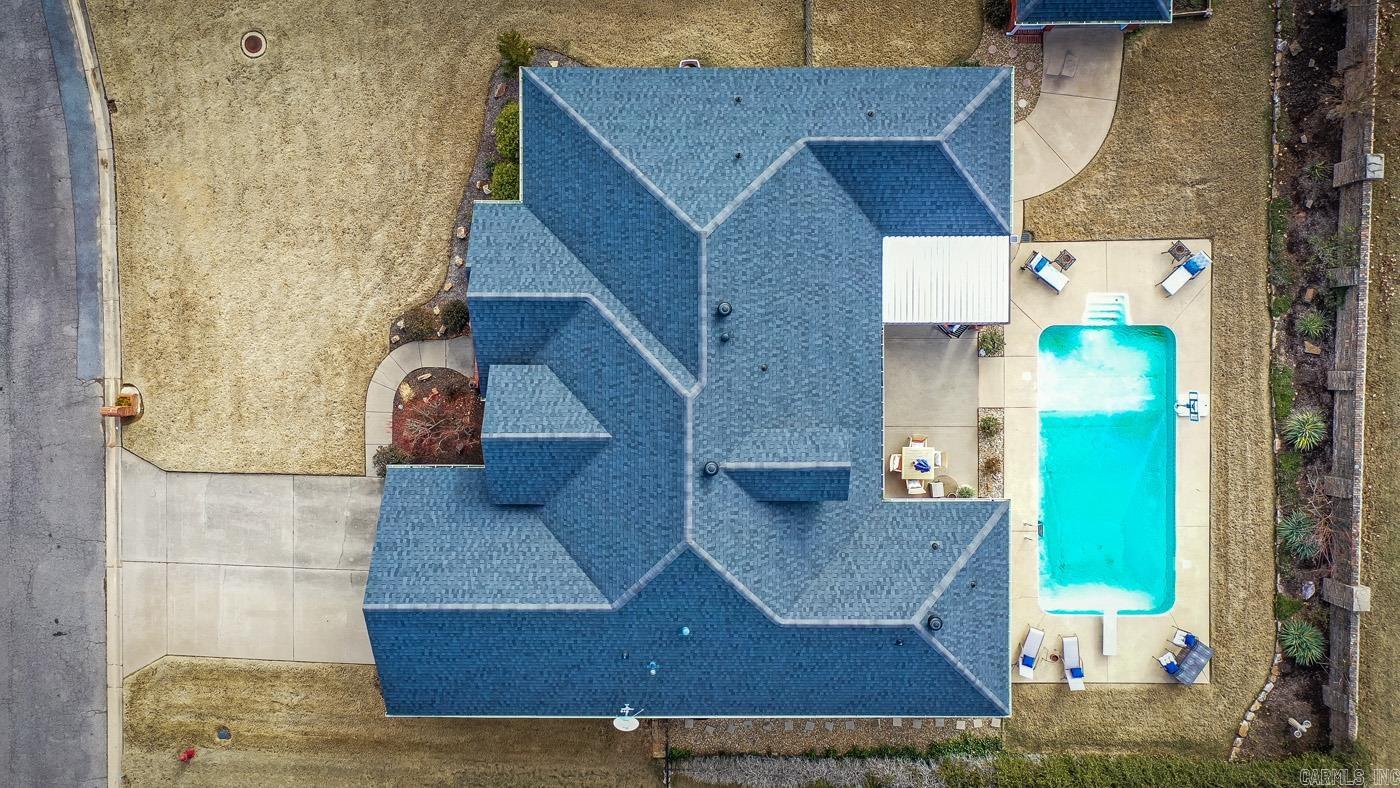 WINDCREST - Residential