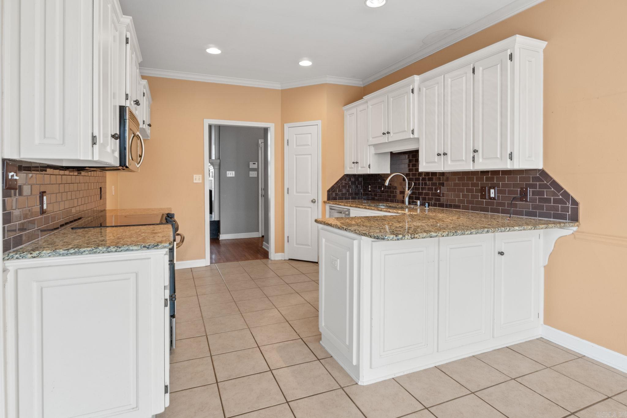 CHENAL VALLEY DUQUESNE COMMUNITY - Residential