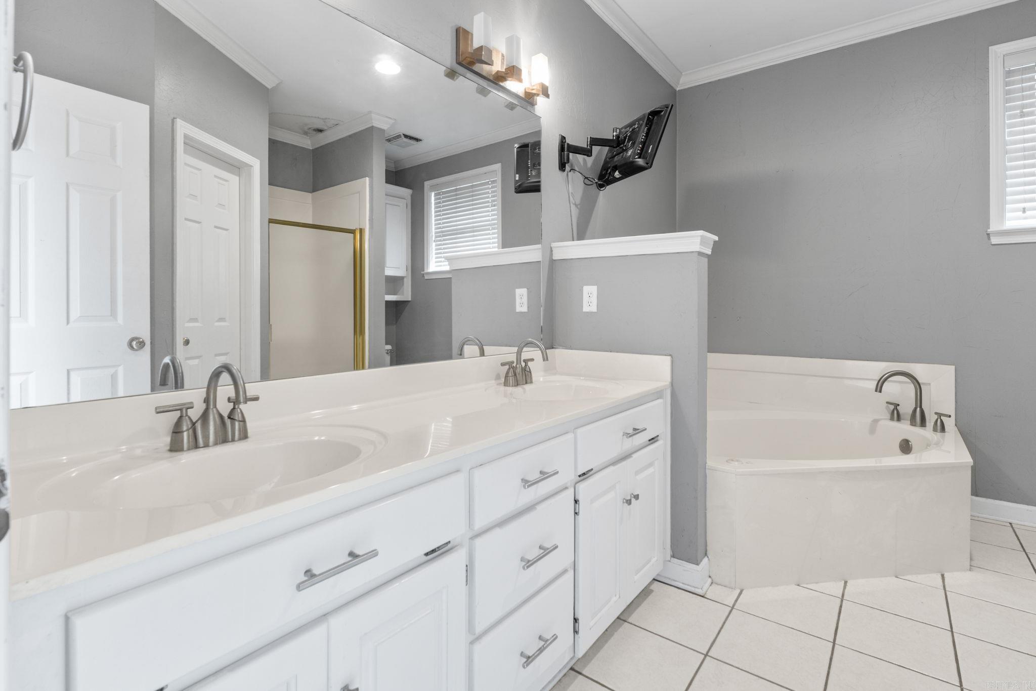 CHENAL VALLEY DUQUESNE COMMUNITY - Residential