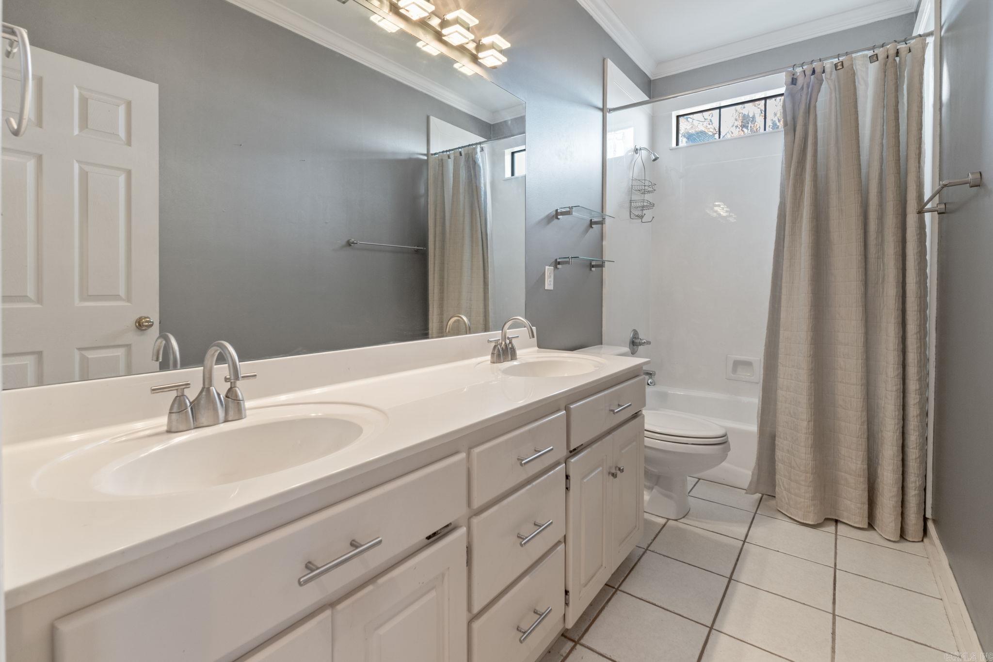 CHENAL VALLEY DUQUESNE COMMUNITY - Residential