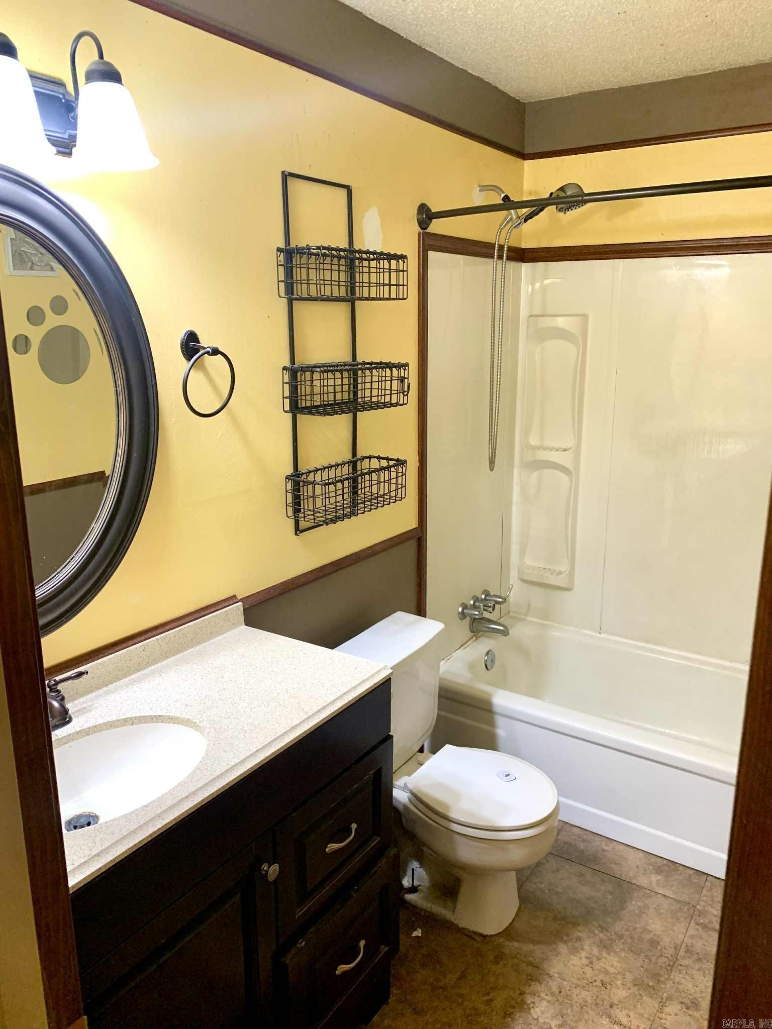 River Road Estates - Residential