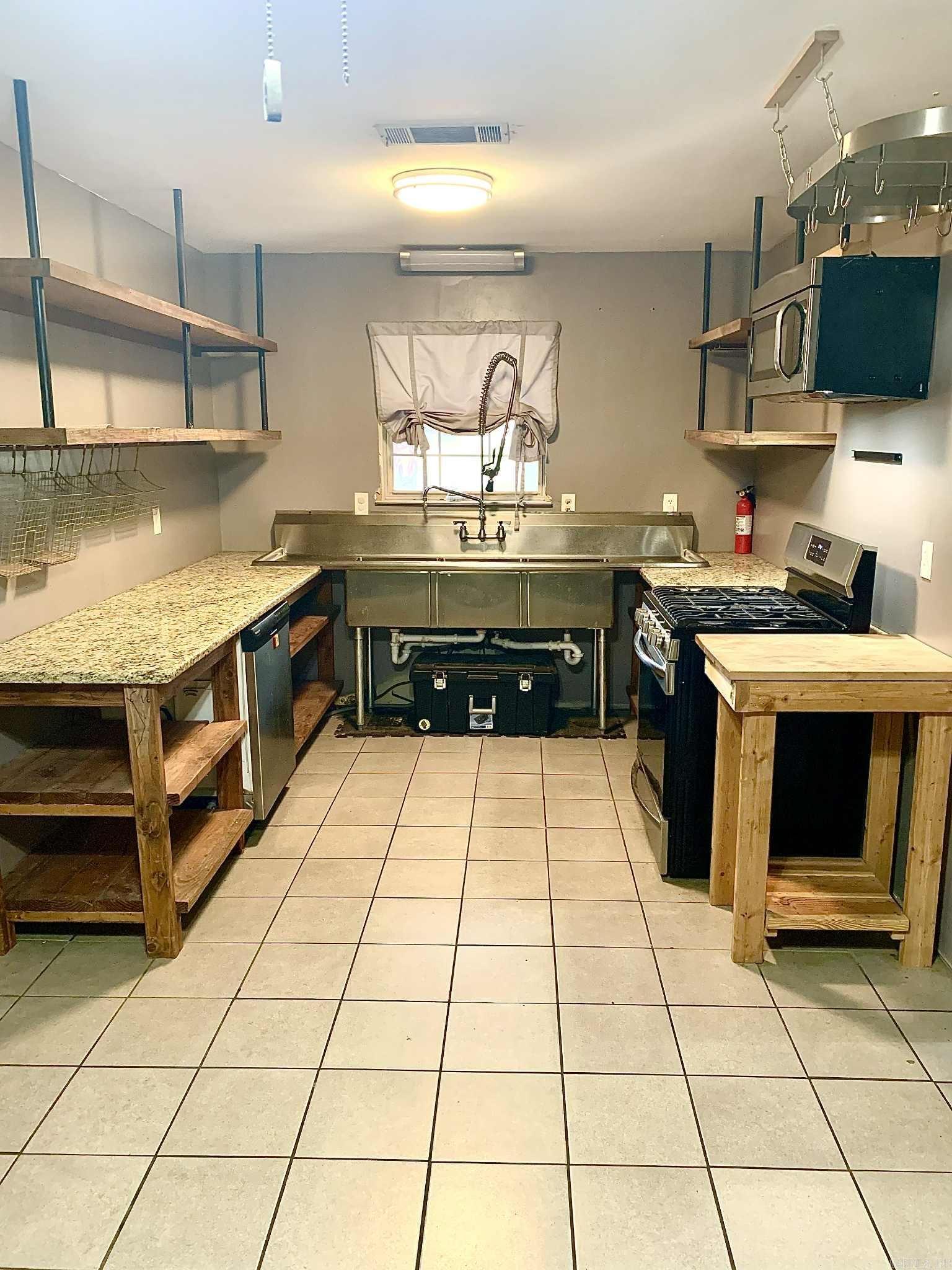 River Road Estates - Residential