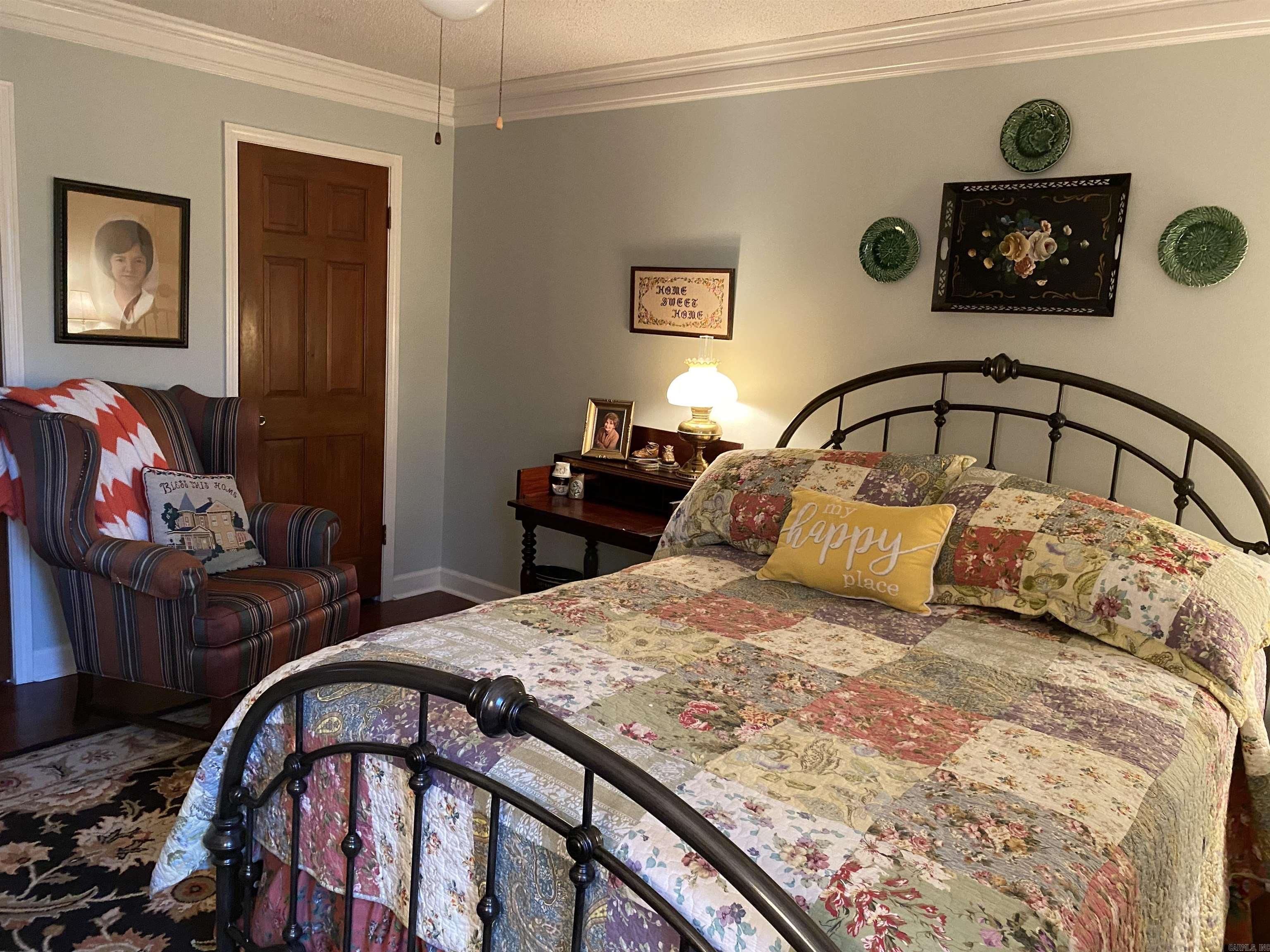 SKYPOINT ESTATES - LAKE - Residential