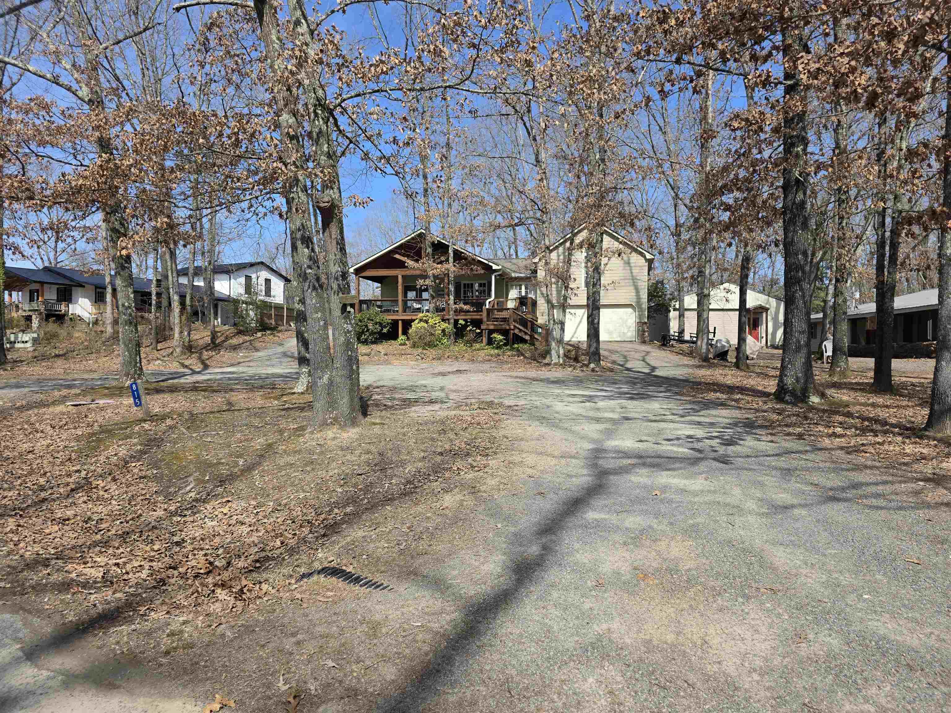 SKYPOINT ESTATES - LAKE - Residential