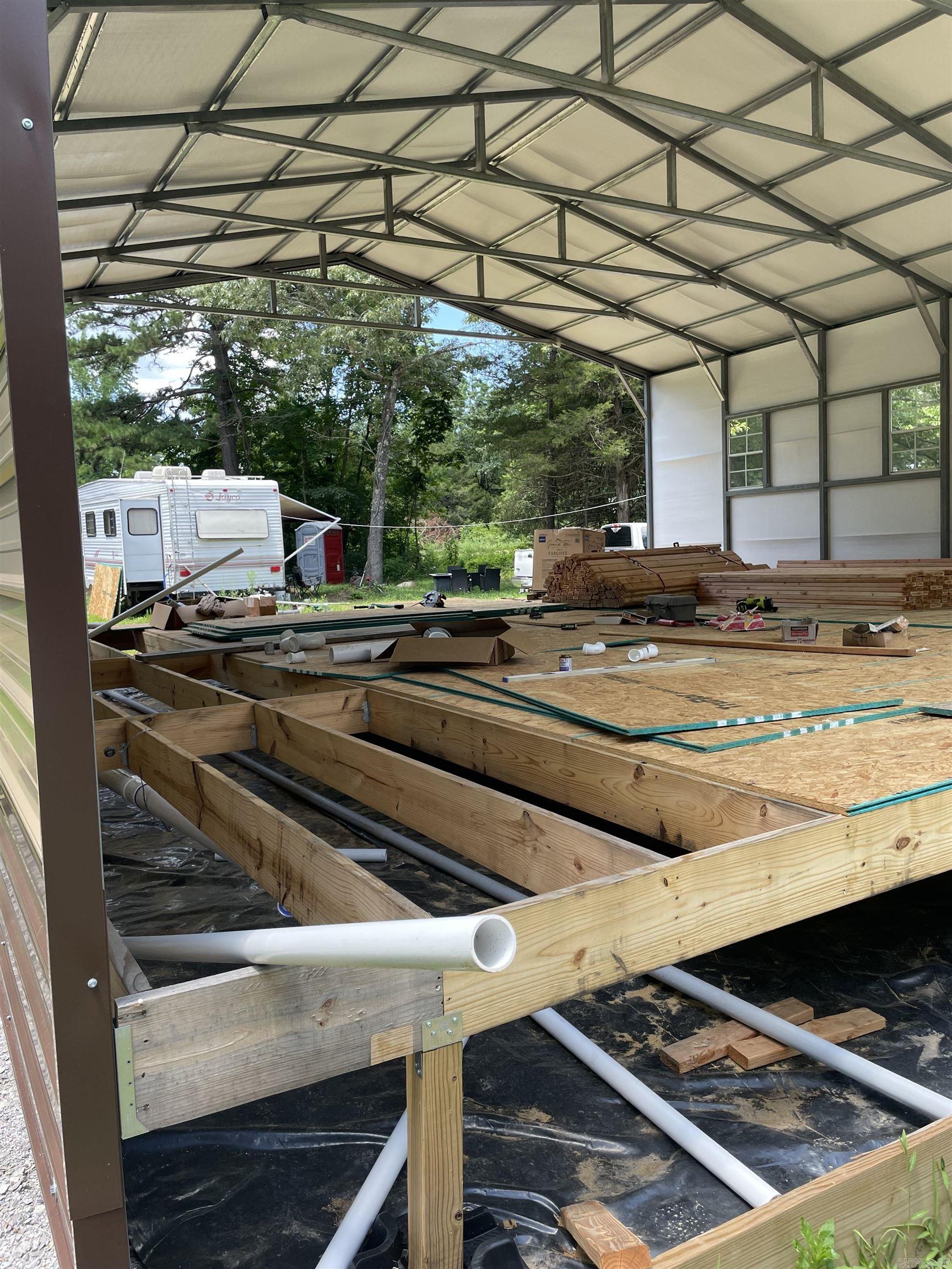 Metes & Bounds - Land