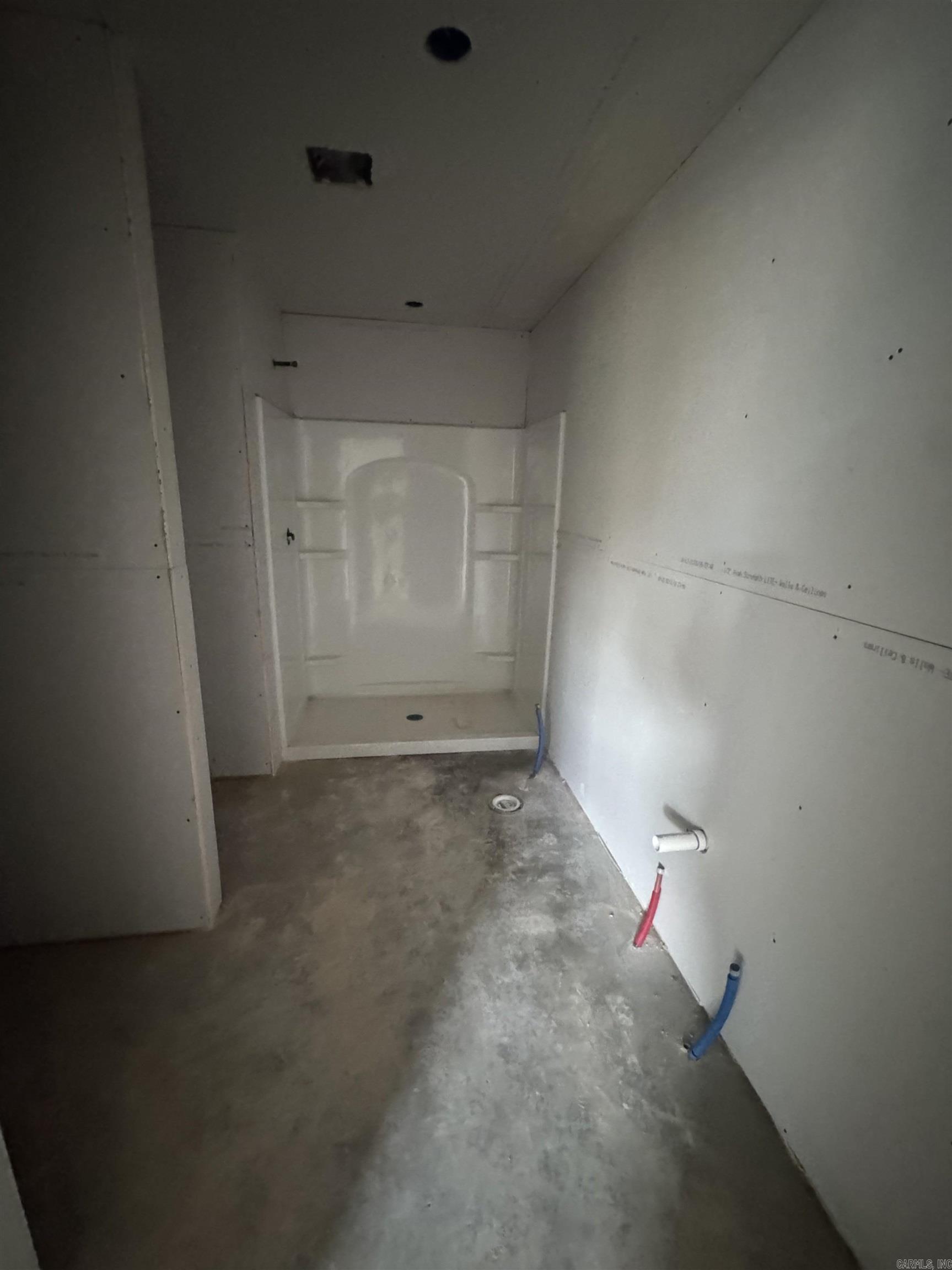 DEERFIELD ESTATES - Residential