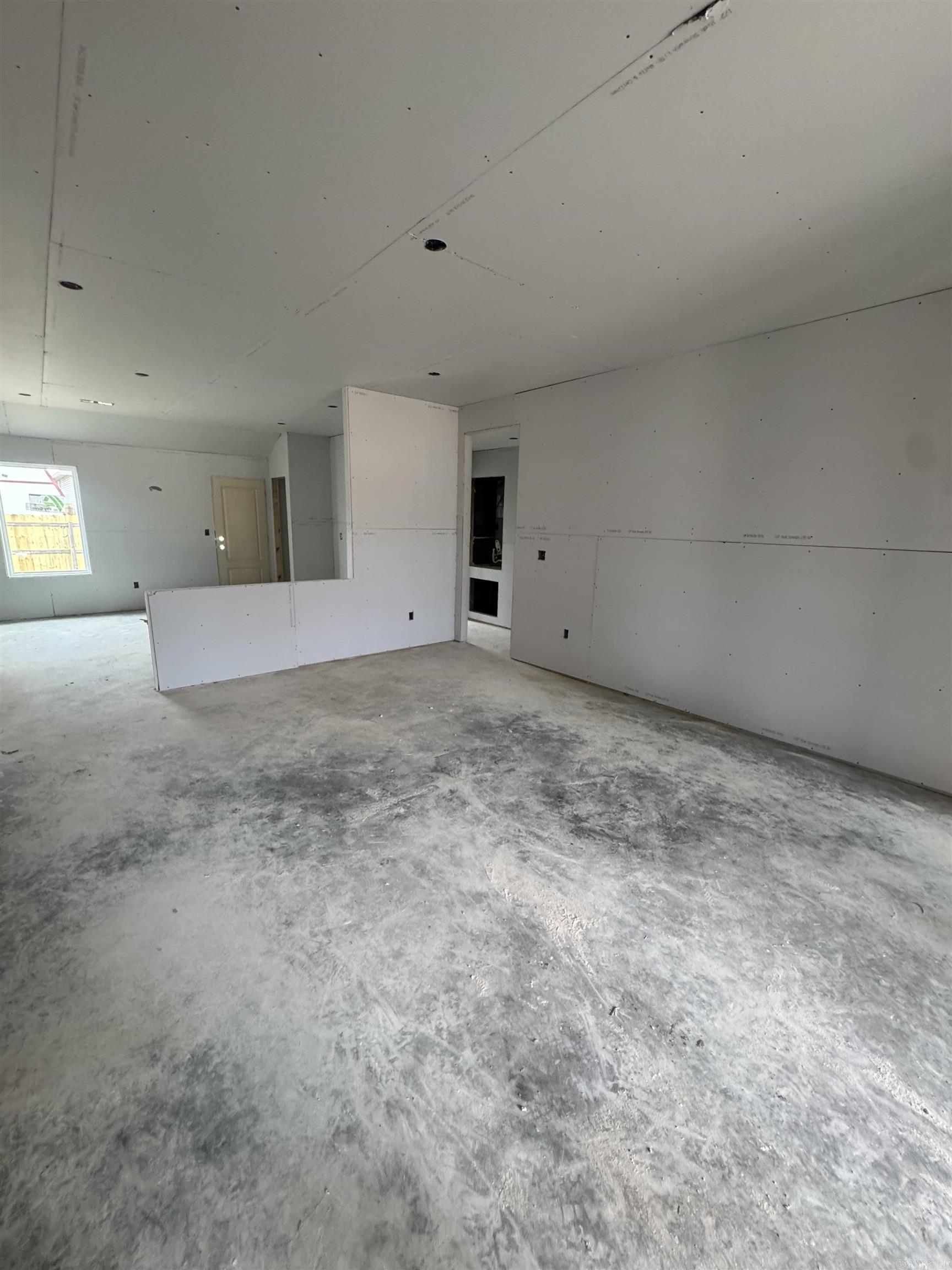 DEERFIELD ESTATES - Residential