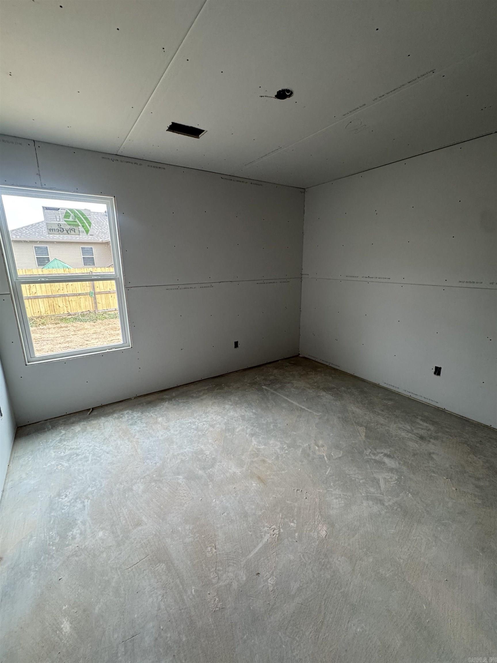 DEERFIELD ESTATES - Residential