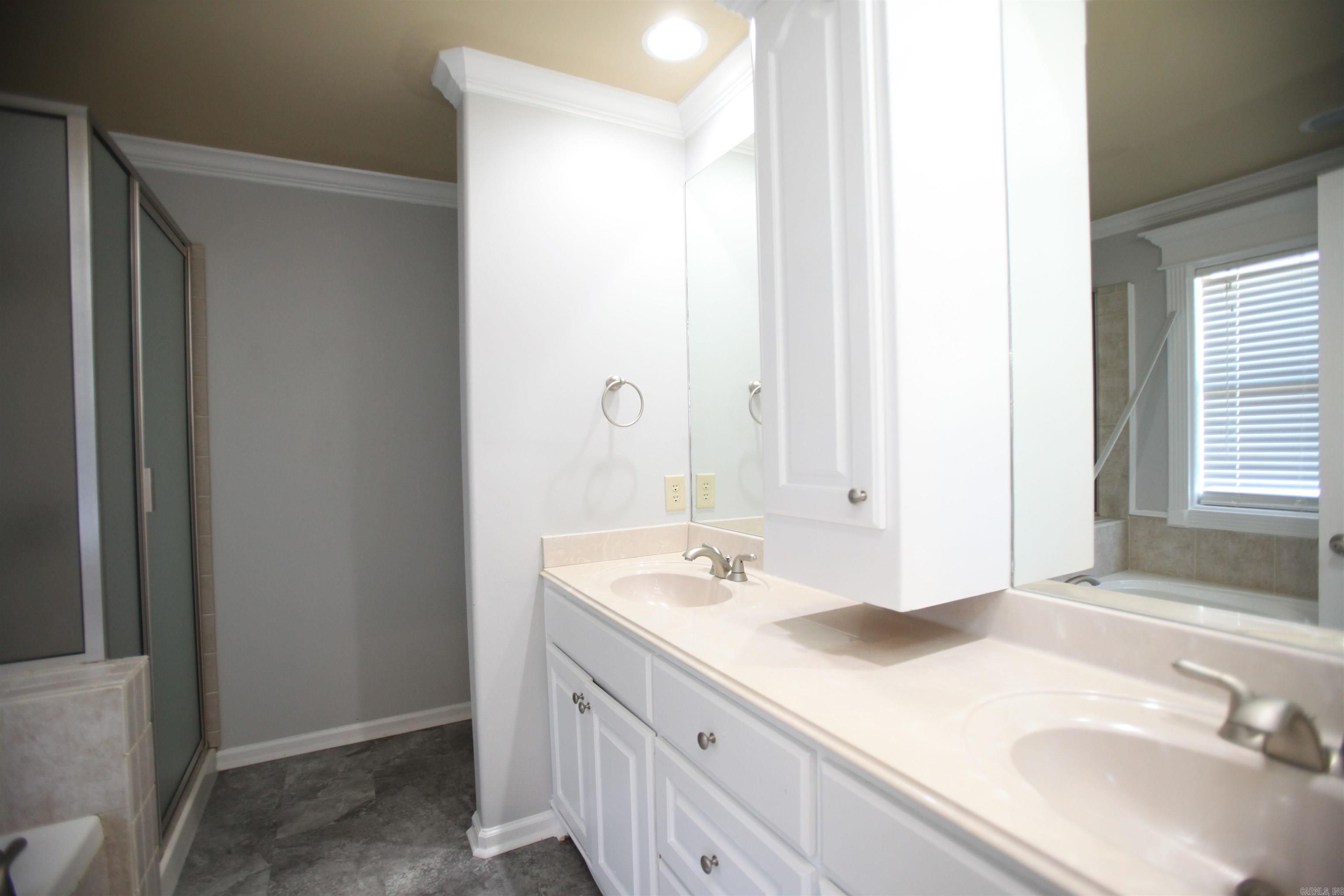 Club Cove - Residential Lease