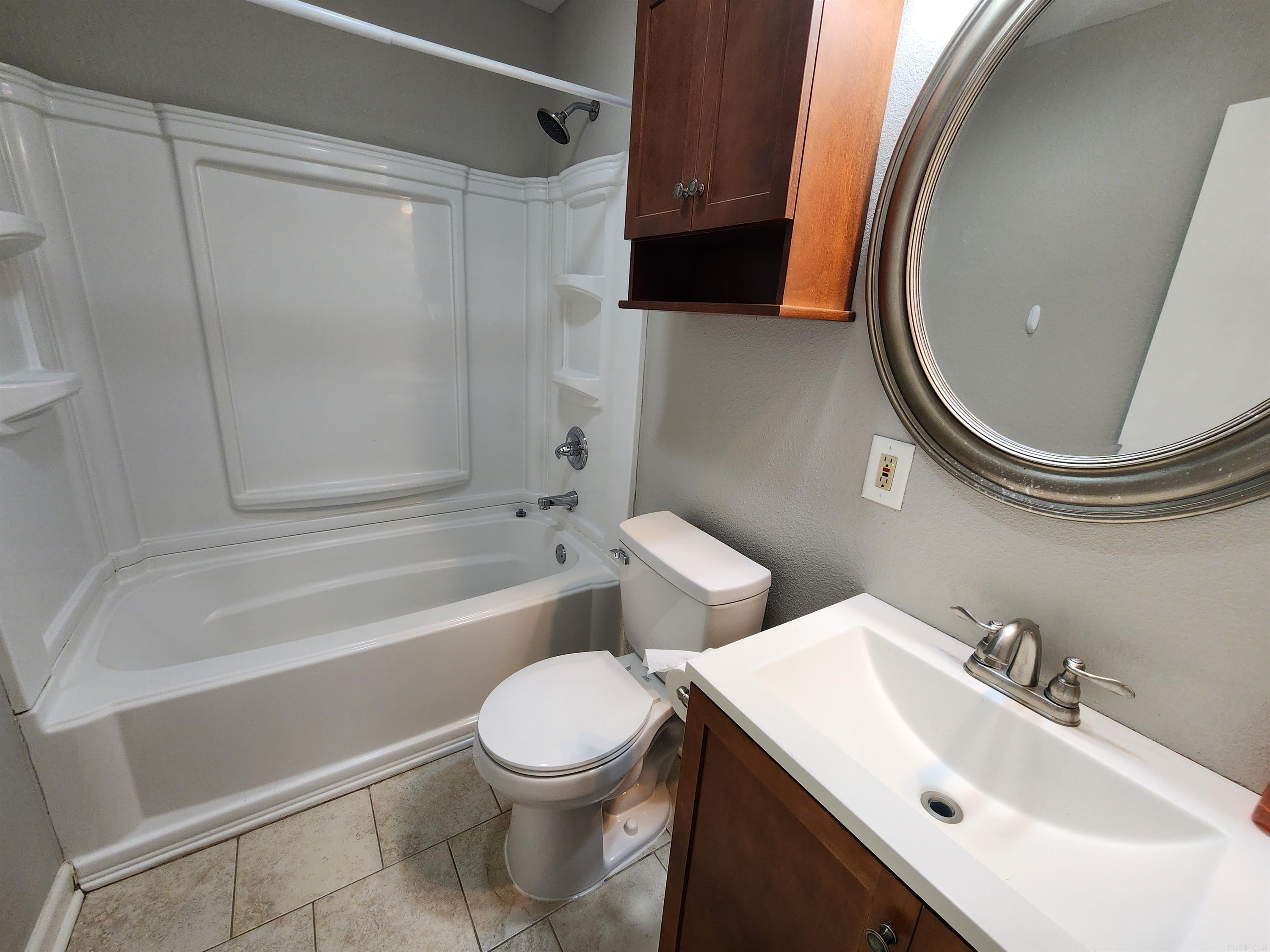 Salem Oaks - Residential Lease