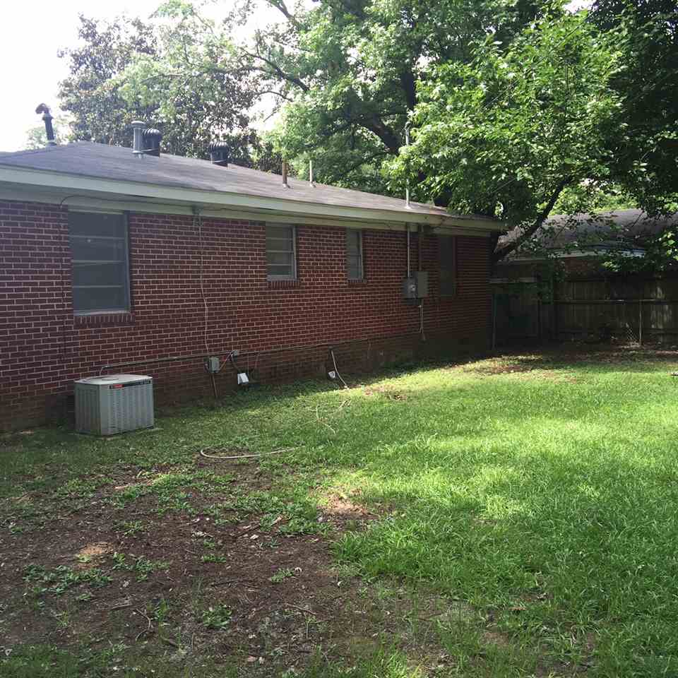 ANGEL CROSSING - Residential