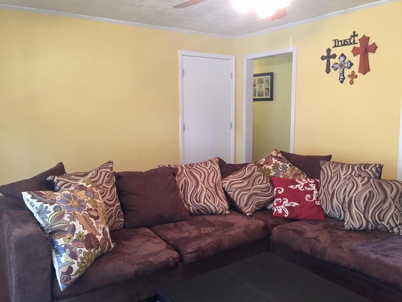 ANGEL CROSSING - Residential