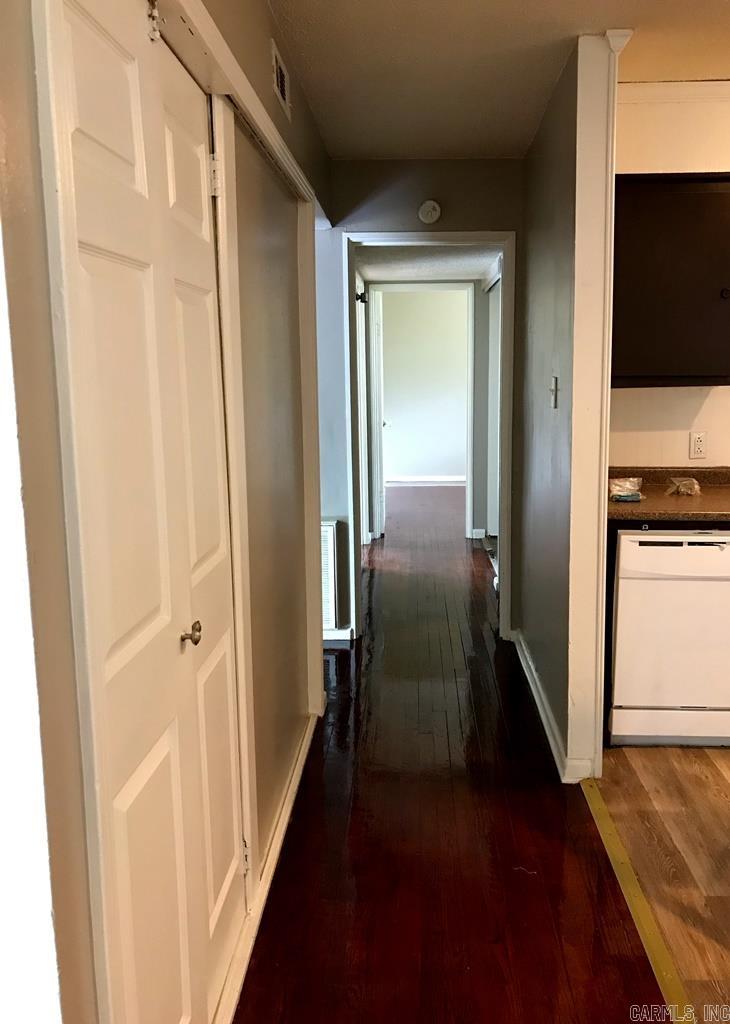 MEADOWCLIFF - Residential