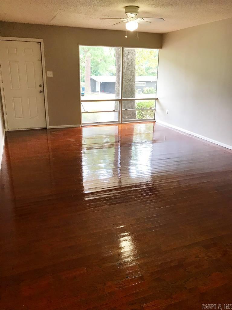 MEADOWCLIFF - Residential