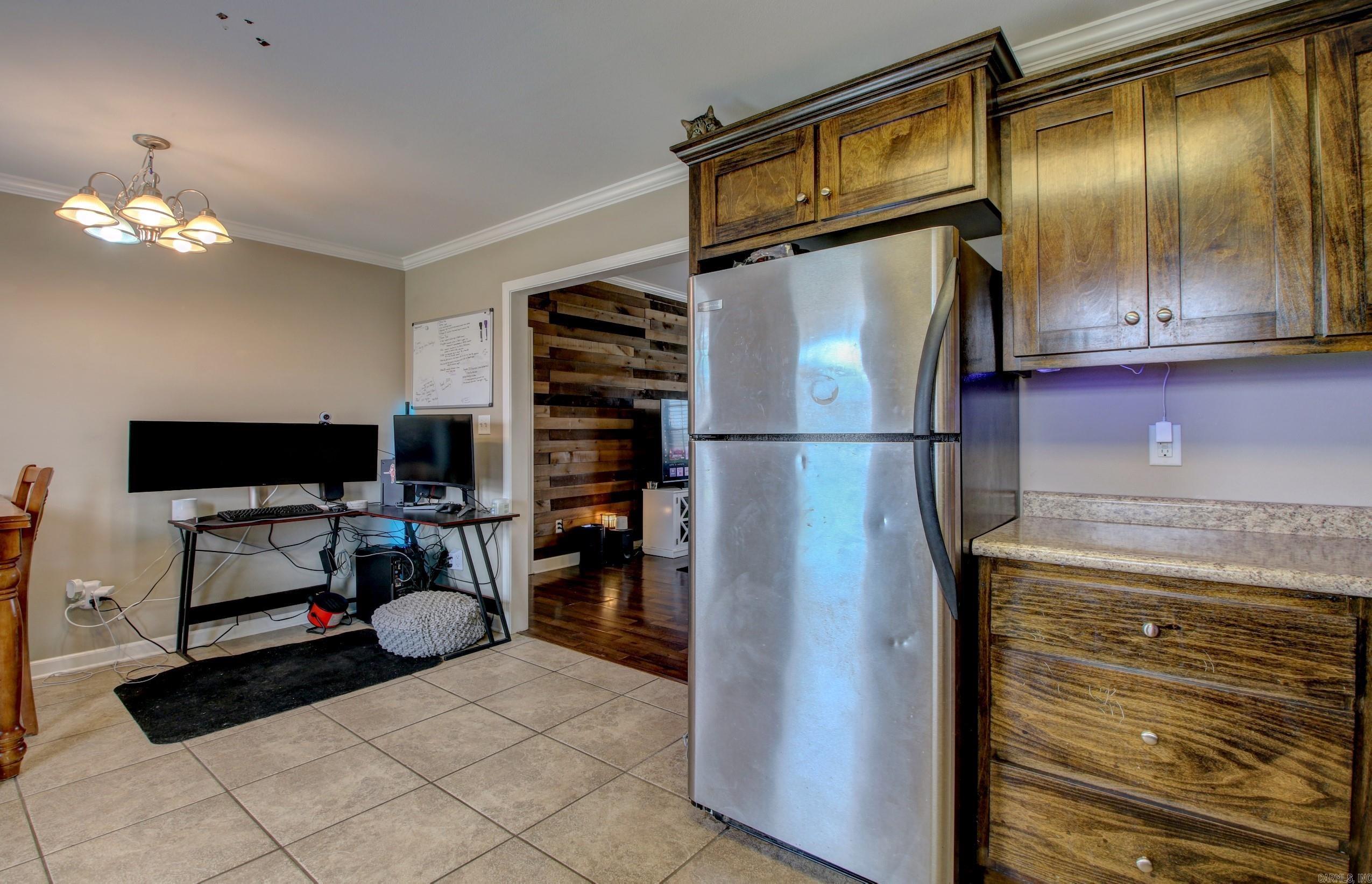 STONEHENGE PLACE - Residential