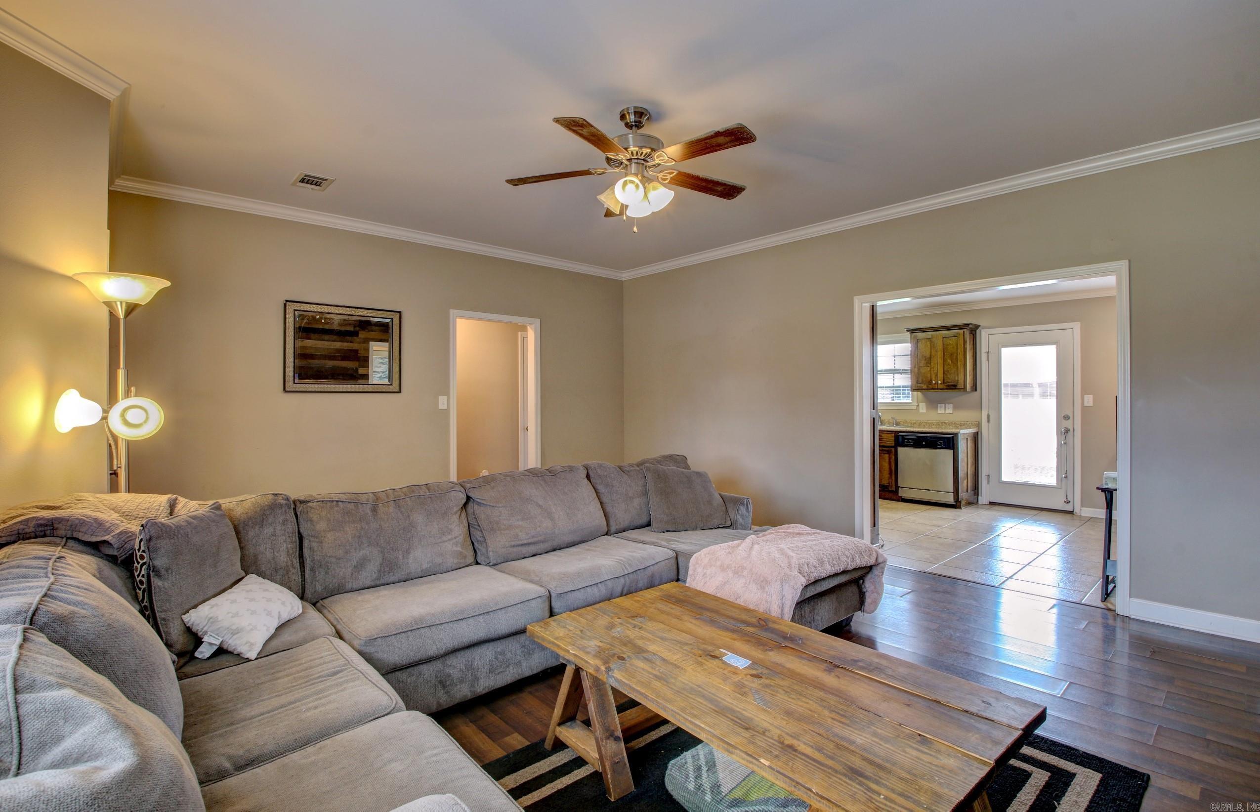 STONEHENGE PLACE - Residential