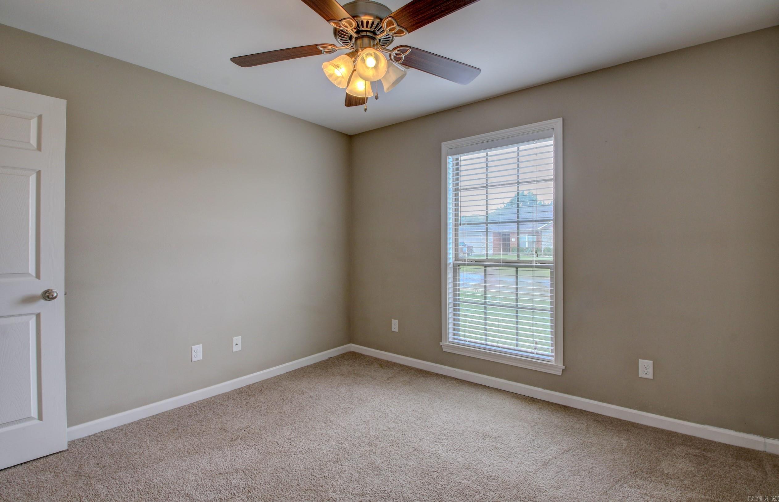 STONEHENGE PLACE - Residential