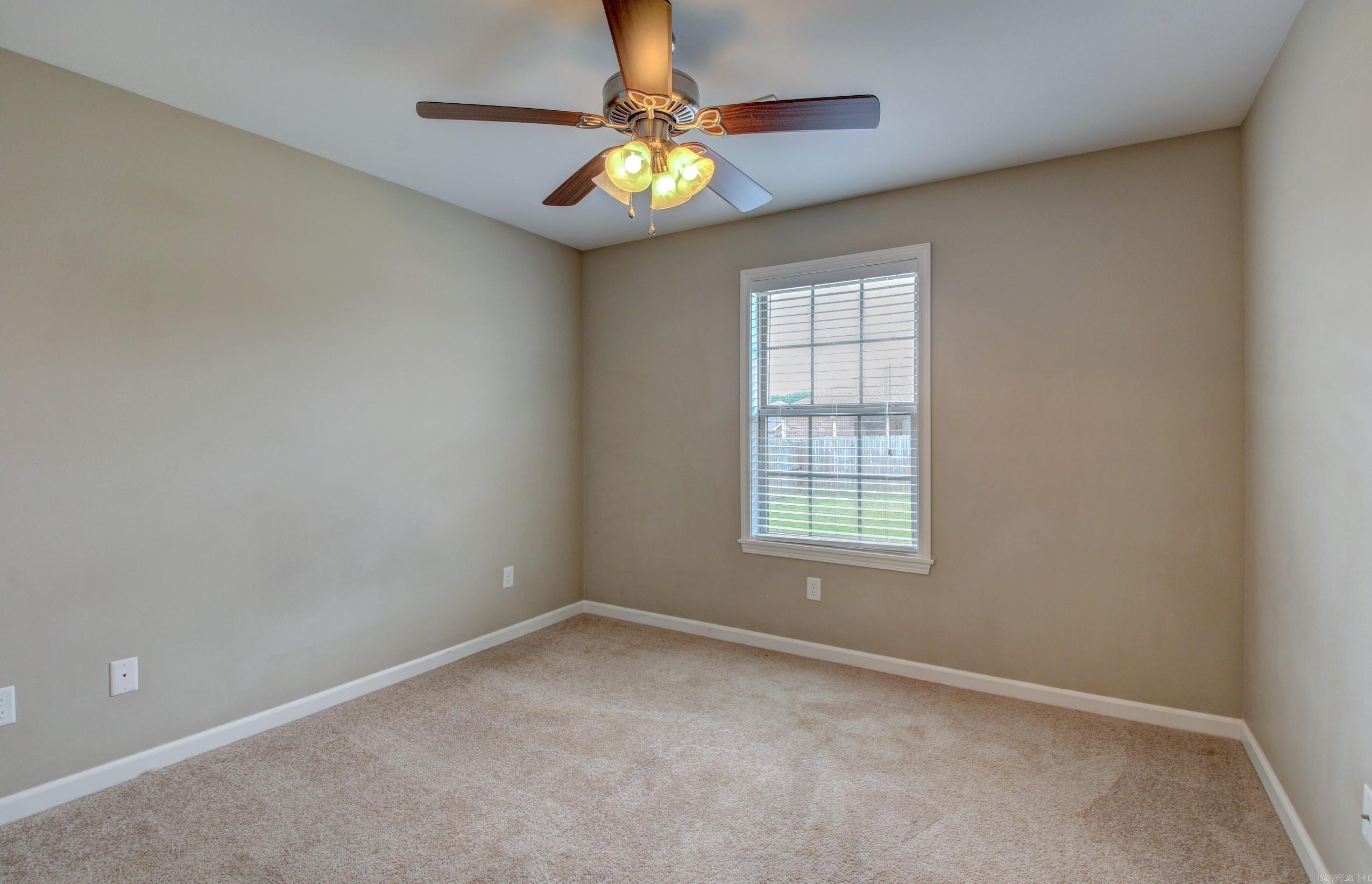 STONEHENGE PLACE - Residential