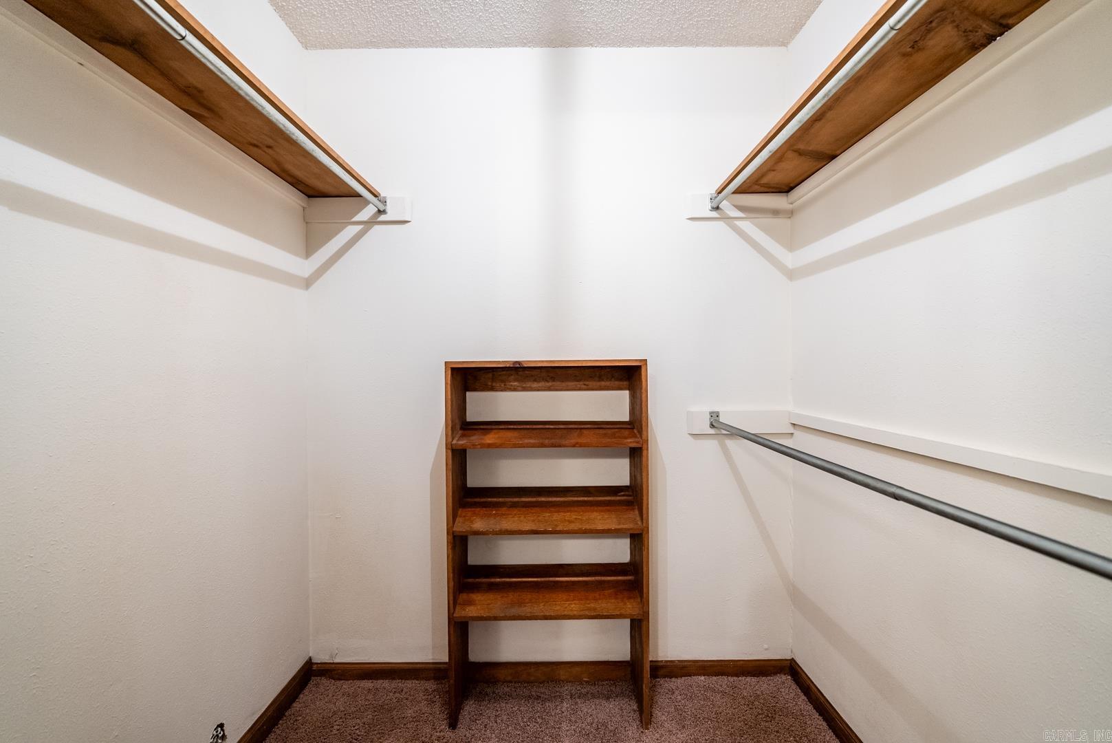 NORTHLAKE - Residential