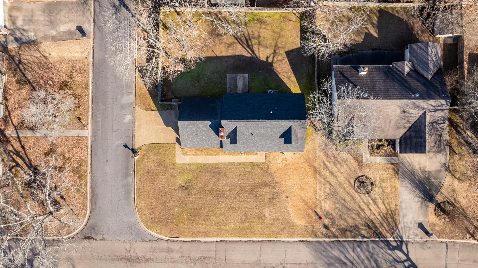 NORTHLAKE - Residential