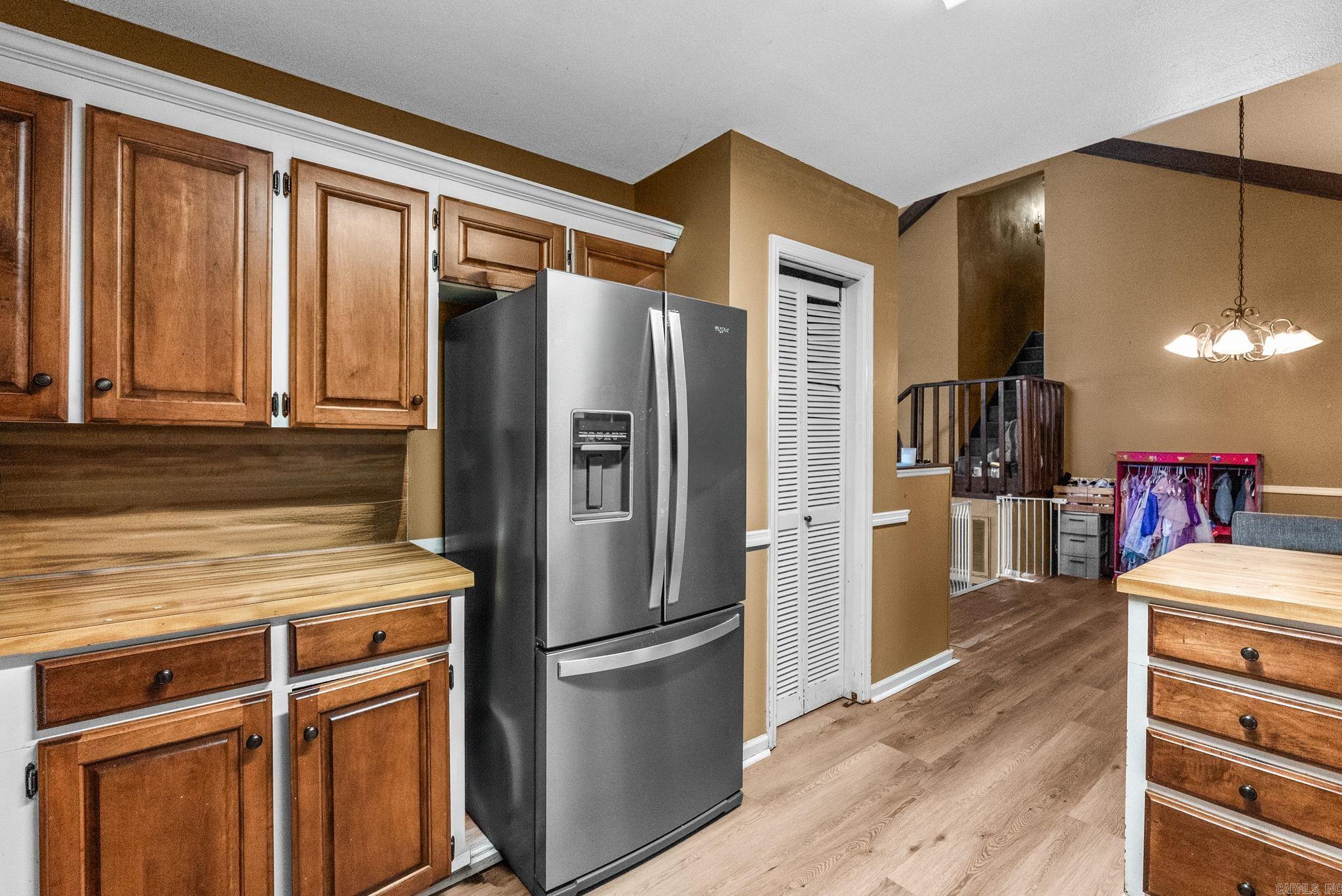 WEATHERWOOD TO CRYSTAL HILL VI - Residential