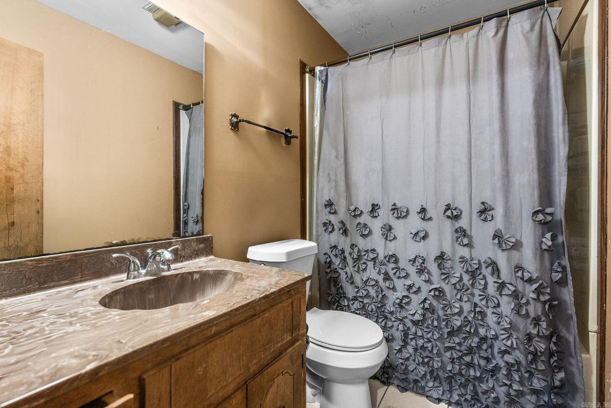 WEATHERWOOD TO CRYSTAL HILL VI - Residential