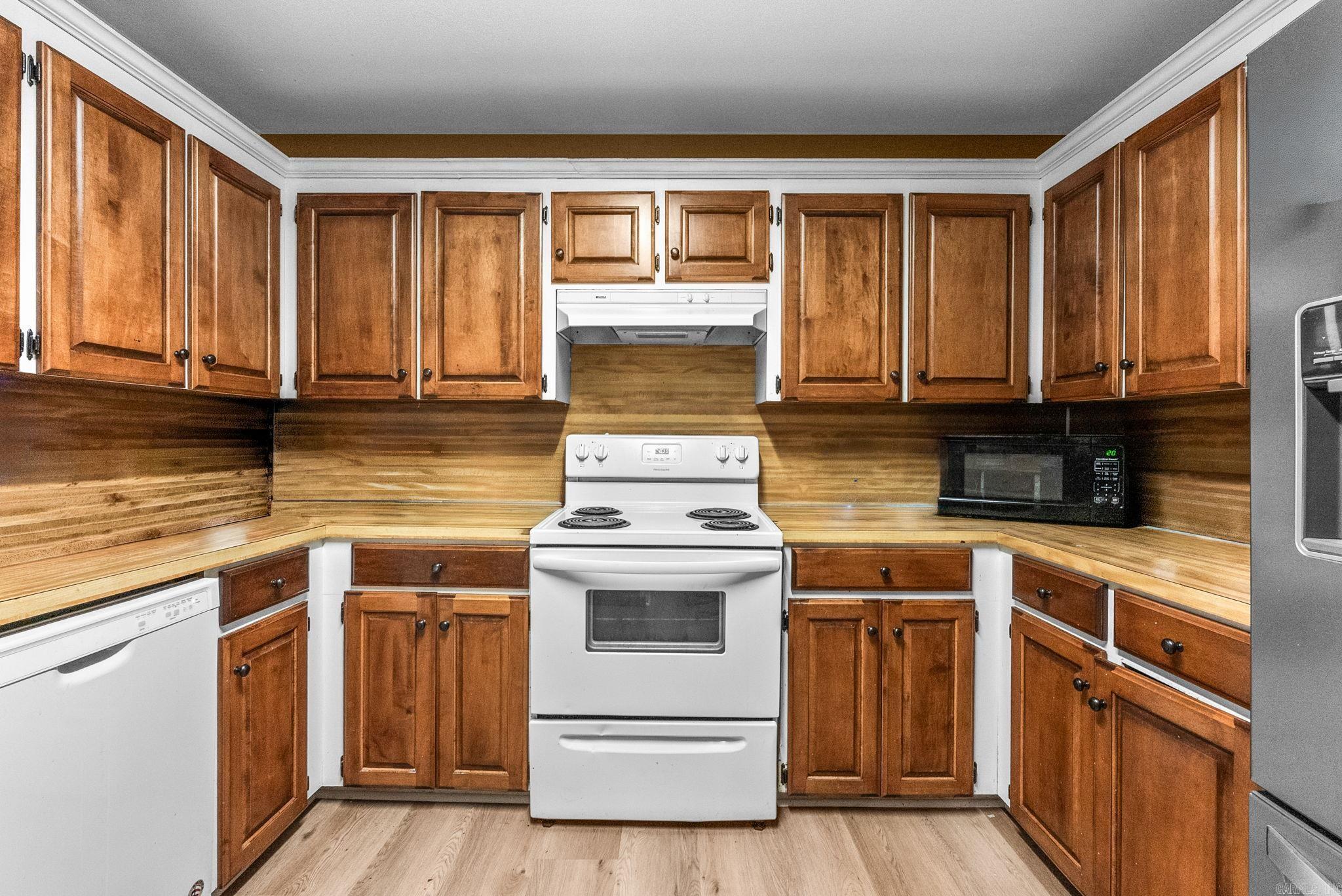 WEATHERWOOD TO CRYSTAL HILL VI - Residential