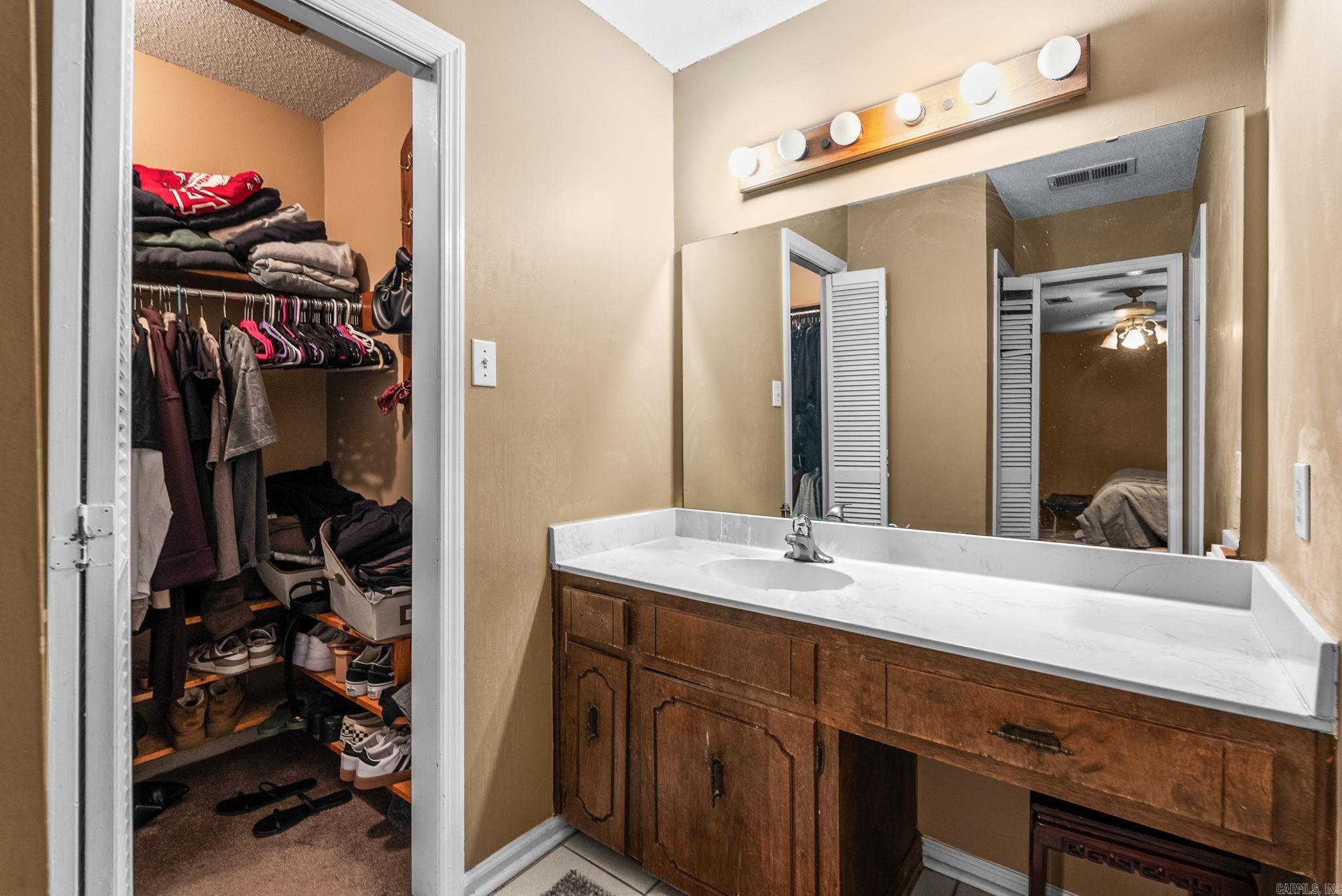 WEATHERWOOD TO CRYSTAL HILL VI - Residential