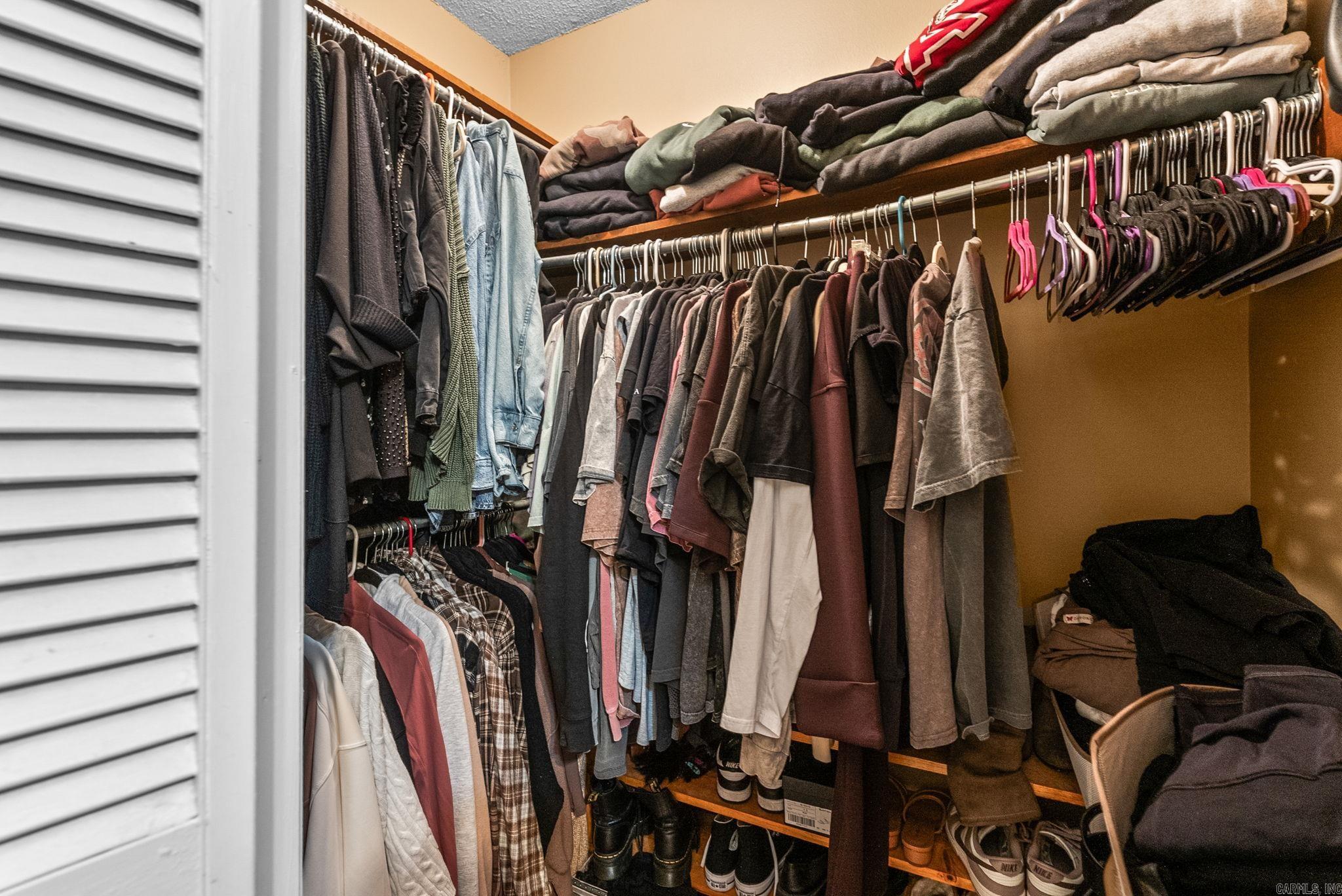 WEATHERWOOD TO CRYSTAL HILL VI - Residential