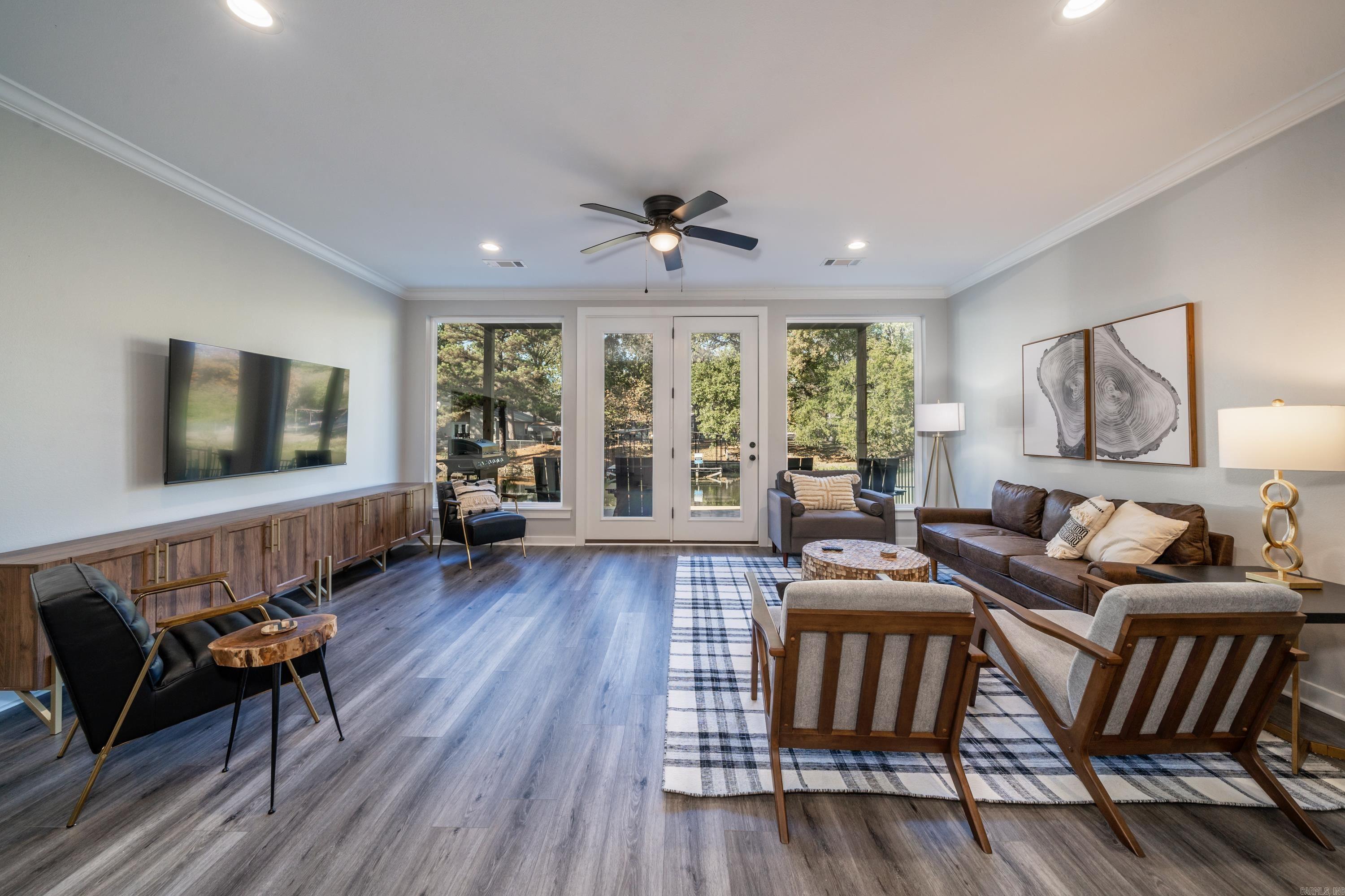 Lake Aire - Residential