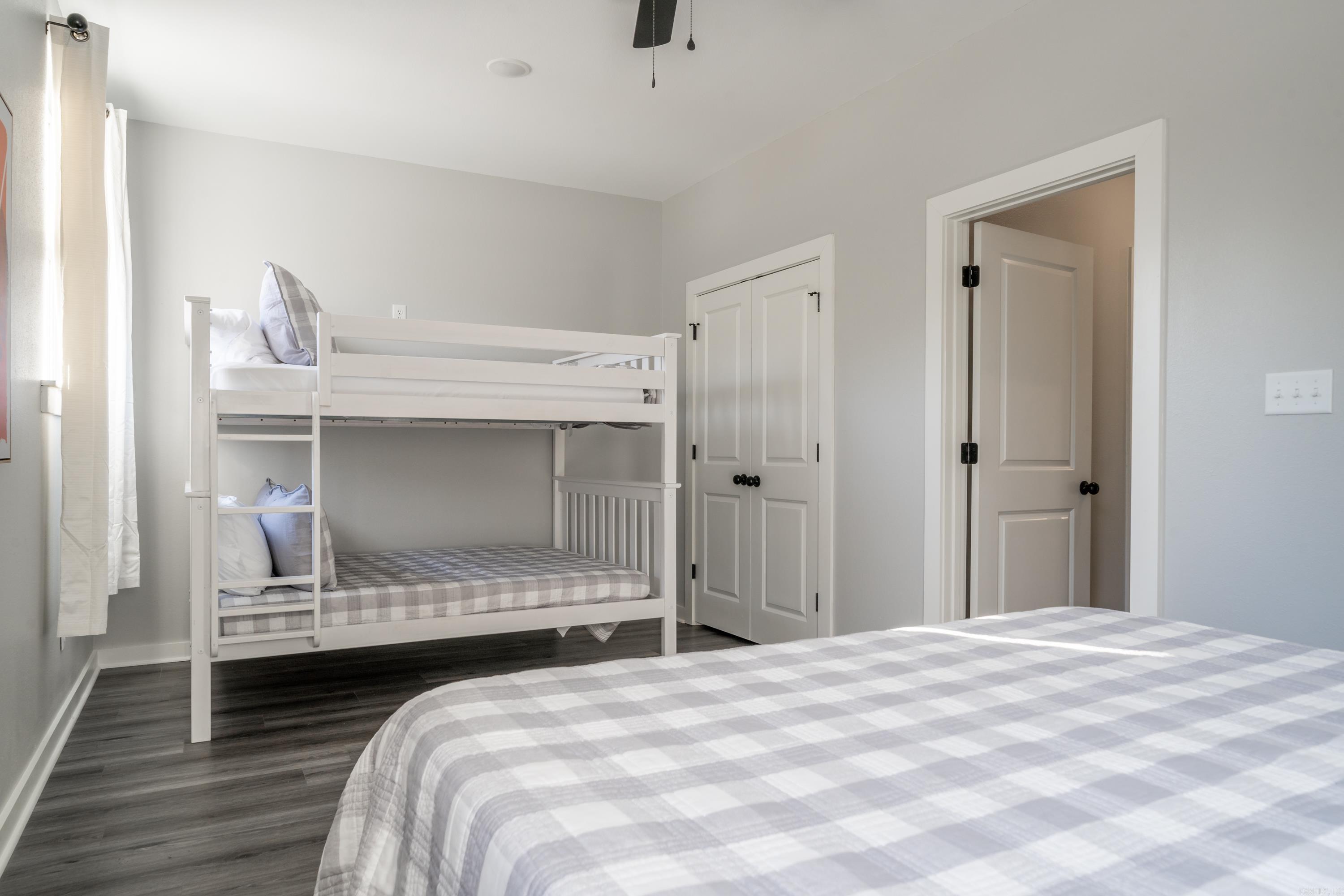 Lake Aire - Residential