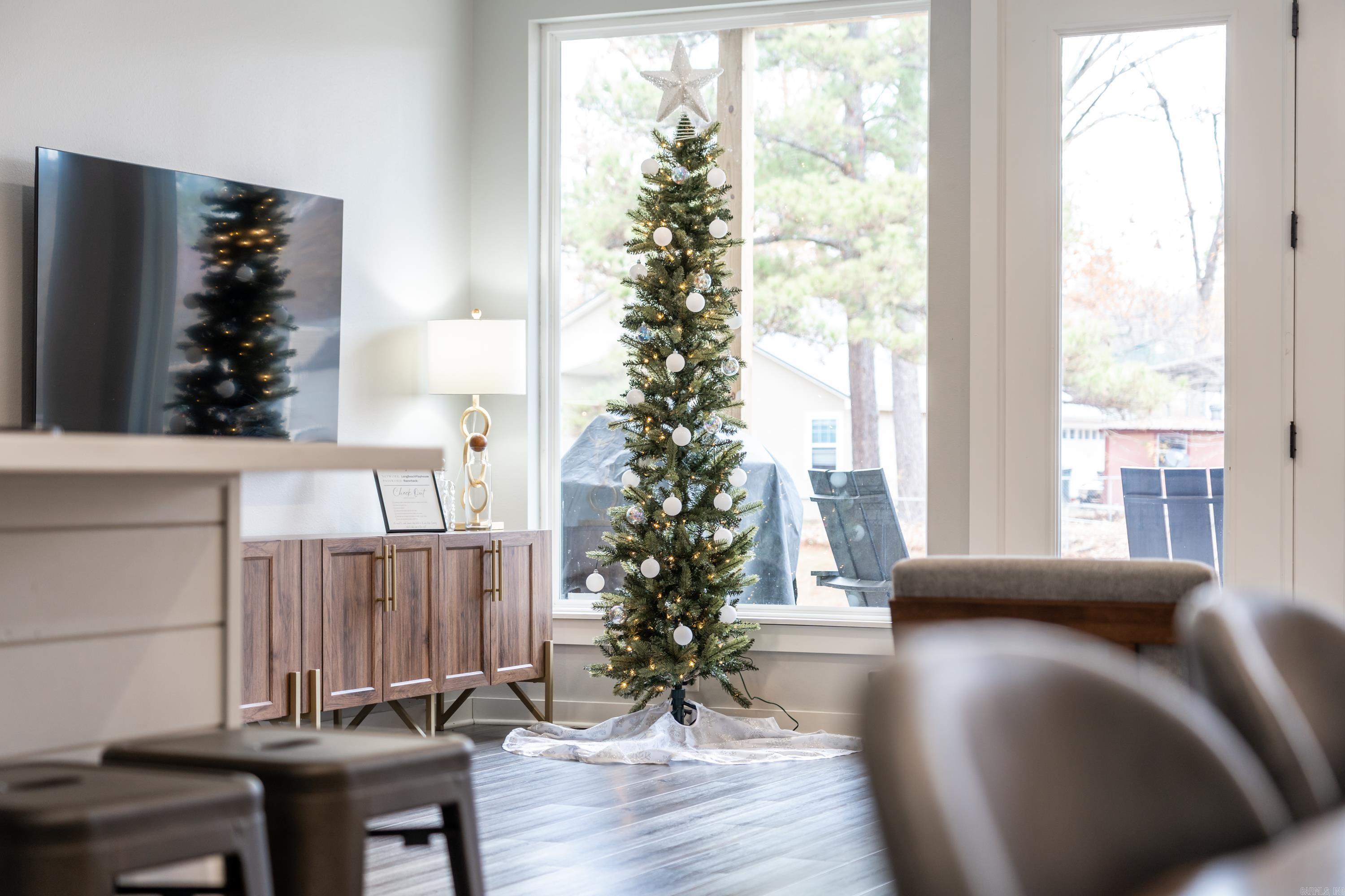 Lake Aire - Residential