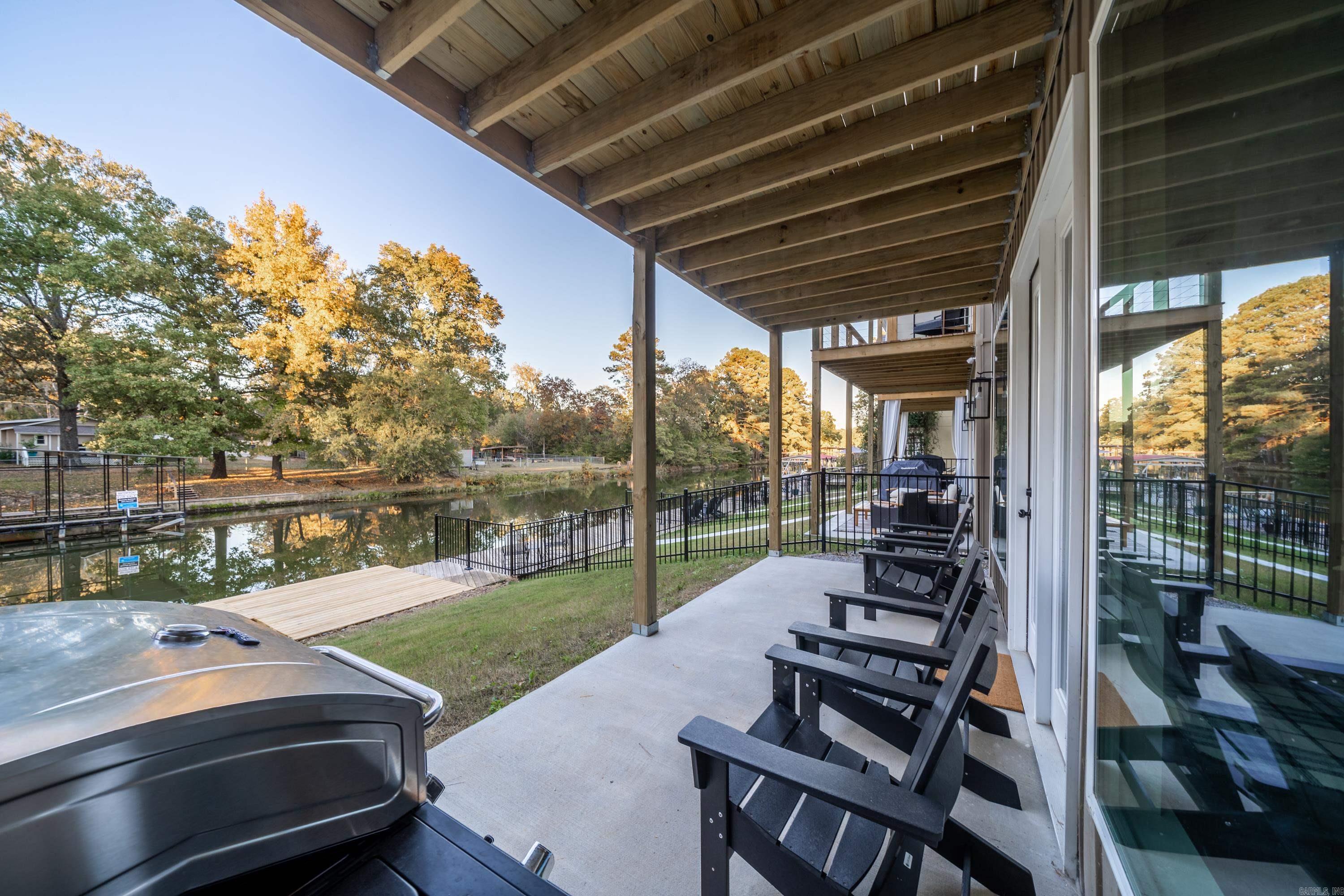 Lake Aire - Residential