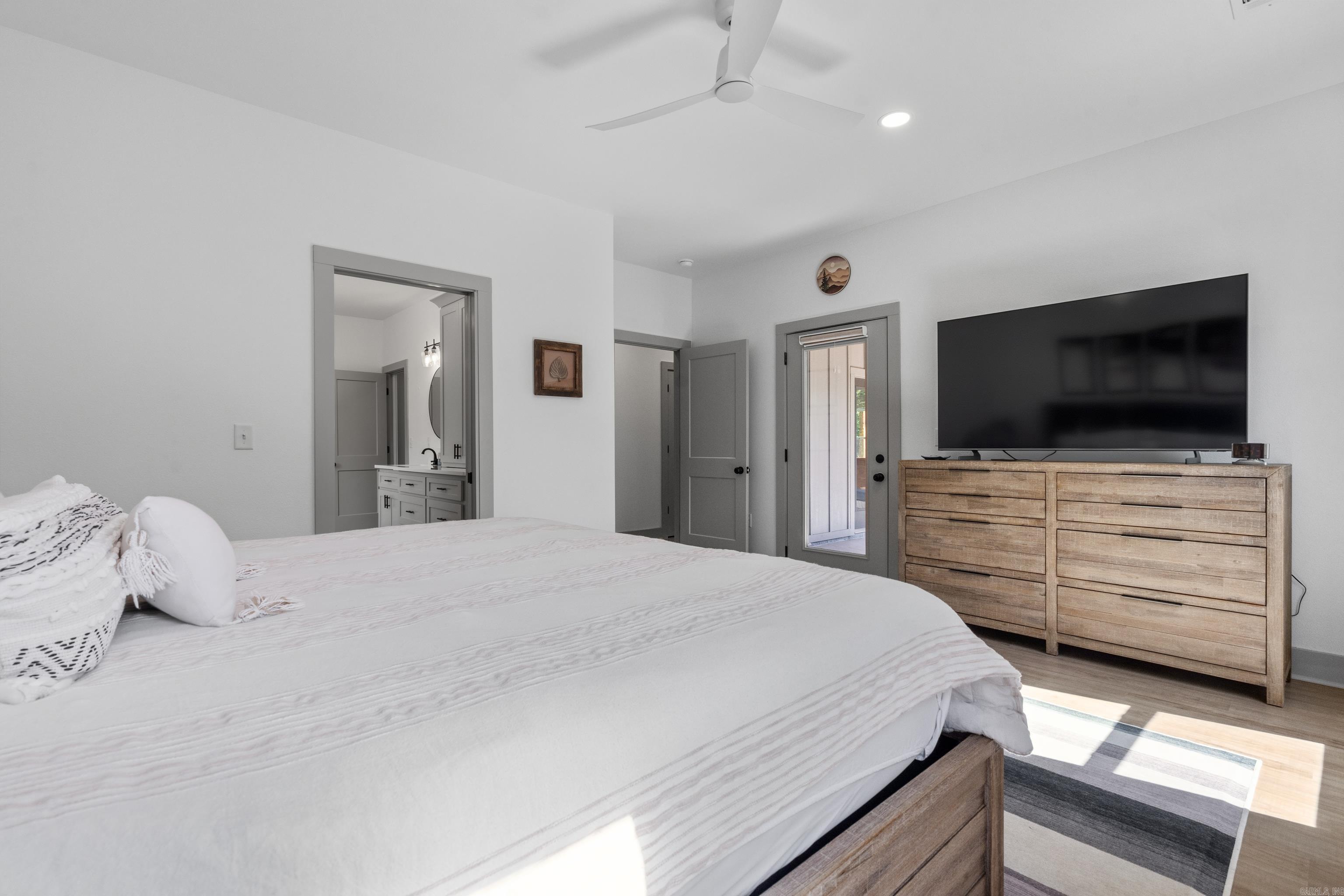 Cresta - Residential