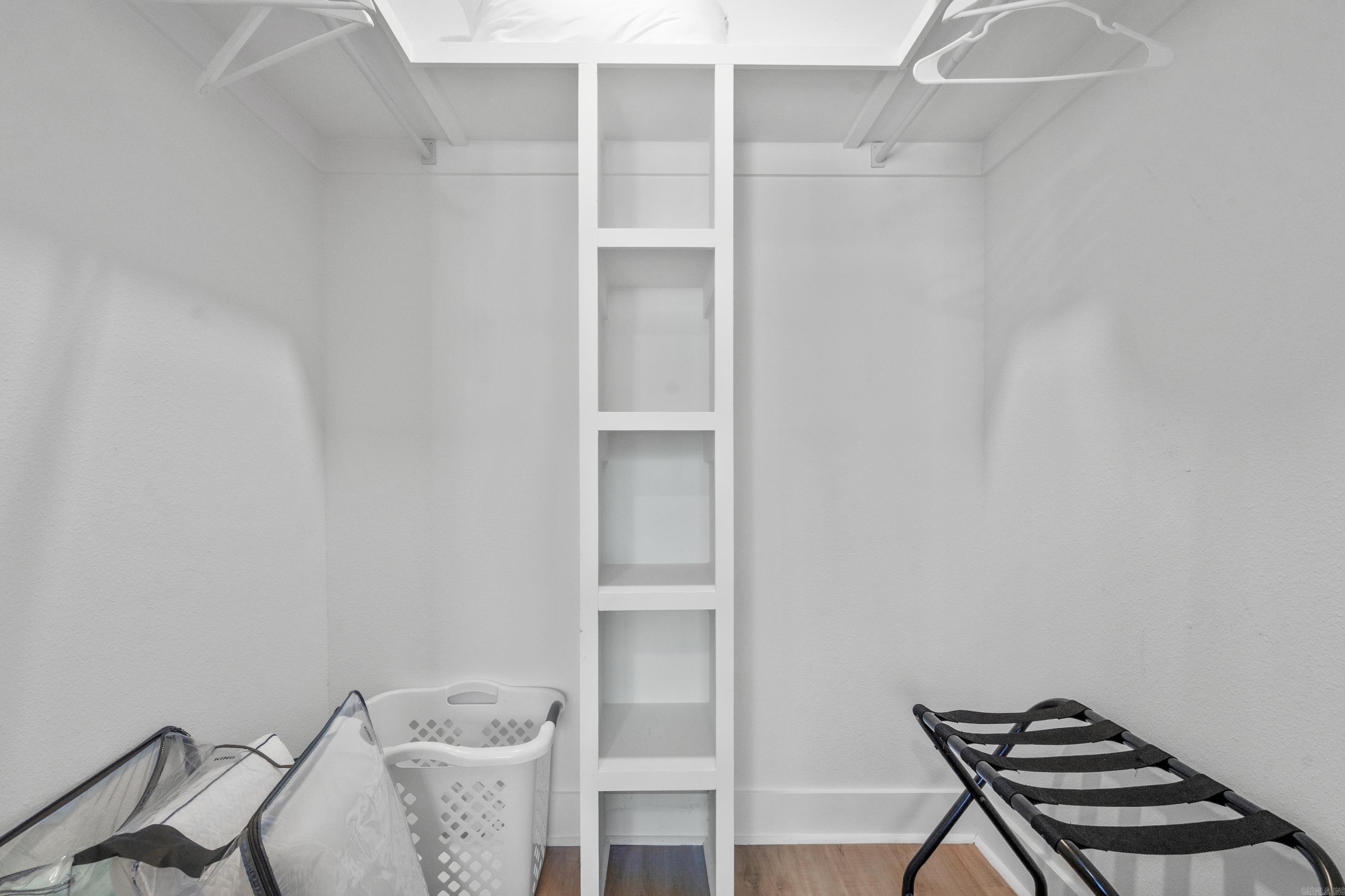 Cresta - Residential