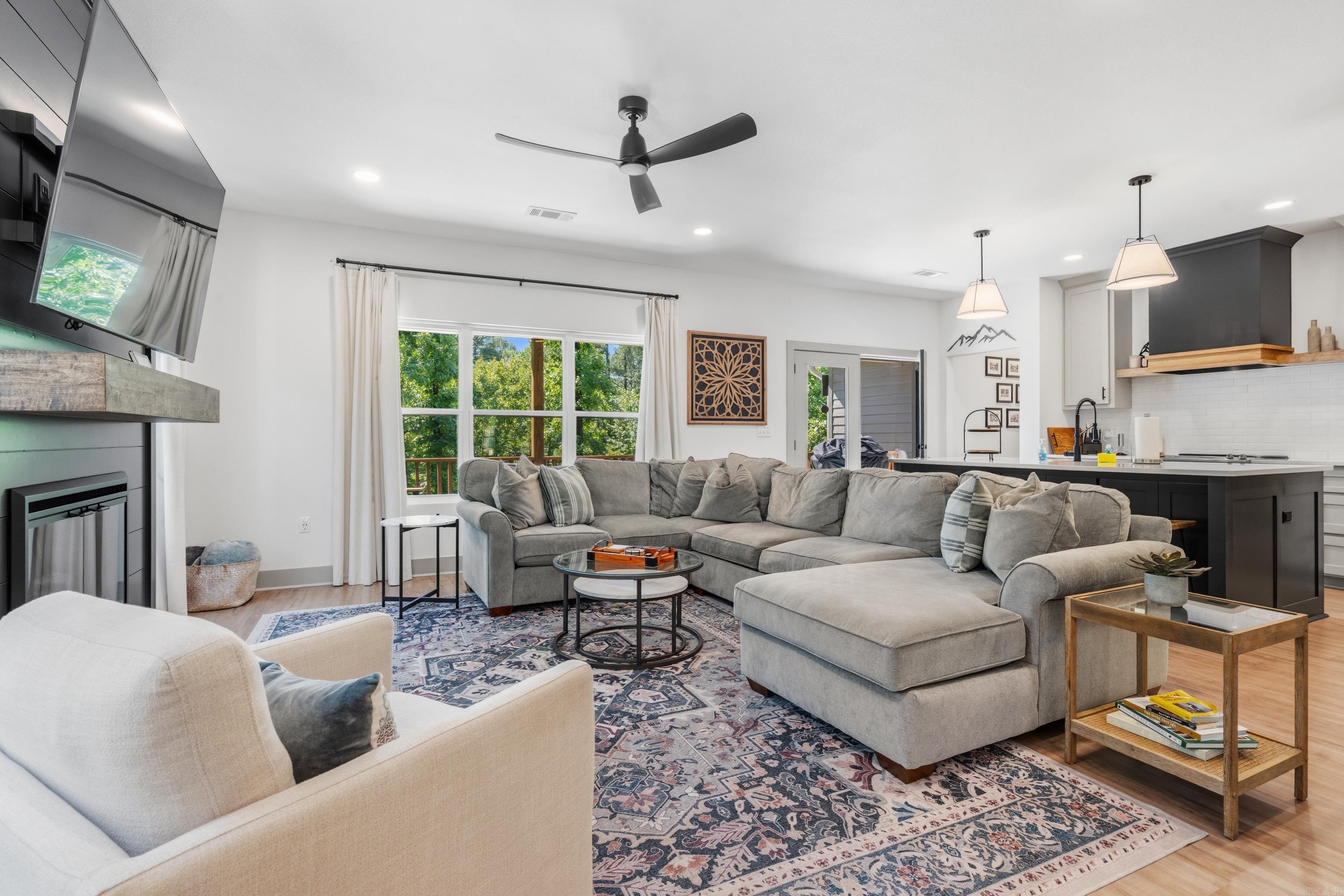 Cresta - Residential
