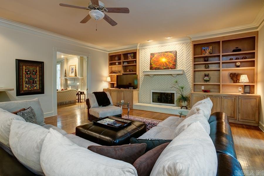 CHENAL VALLEY THE ESTATES - Residential