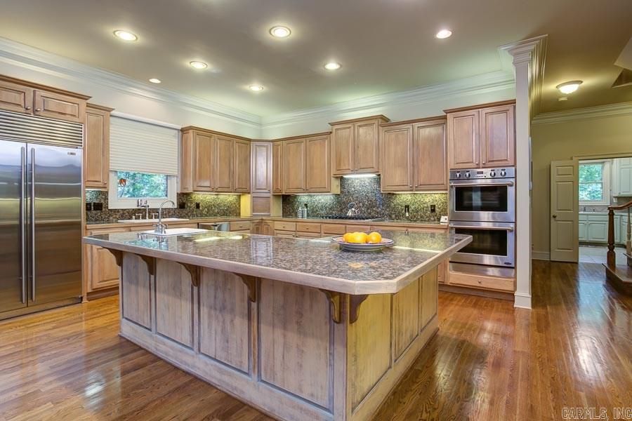 CHENAL VALLEY THE ESTATES - Residential