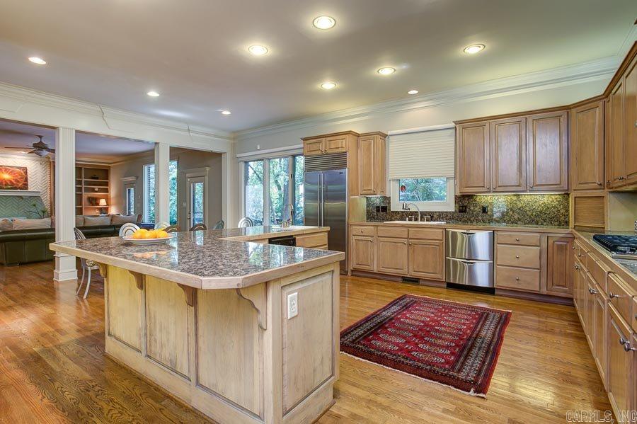CHENAL VALLEY THE ESTATES - Residential