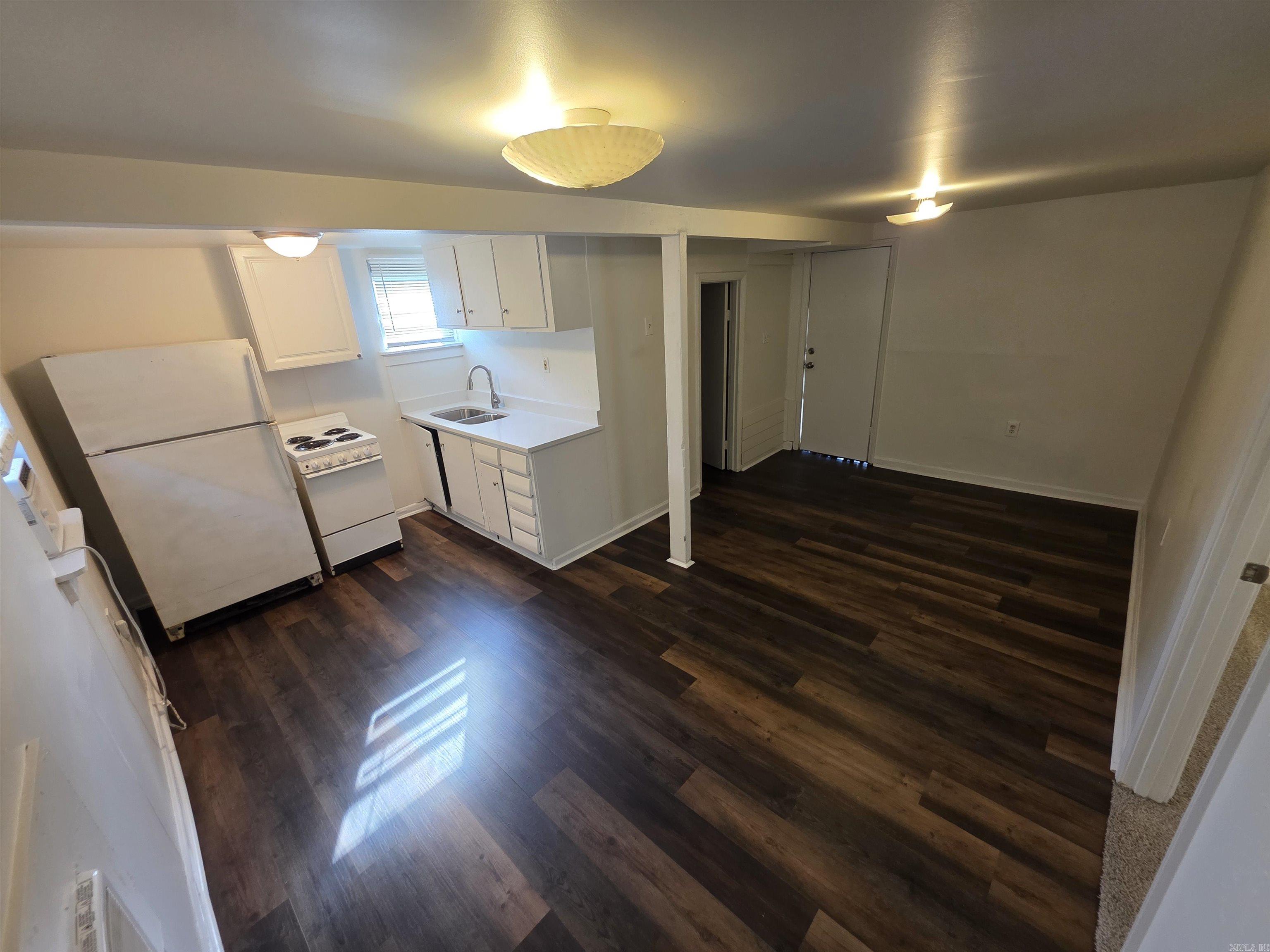 Bartons - Residential Lease