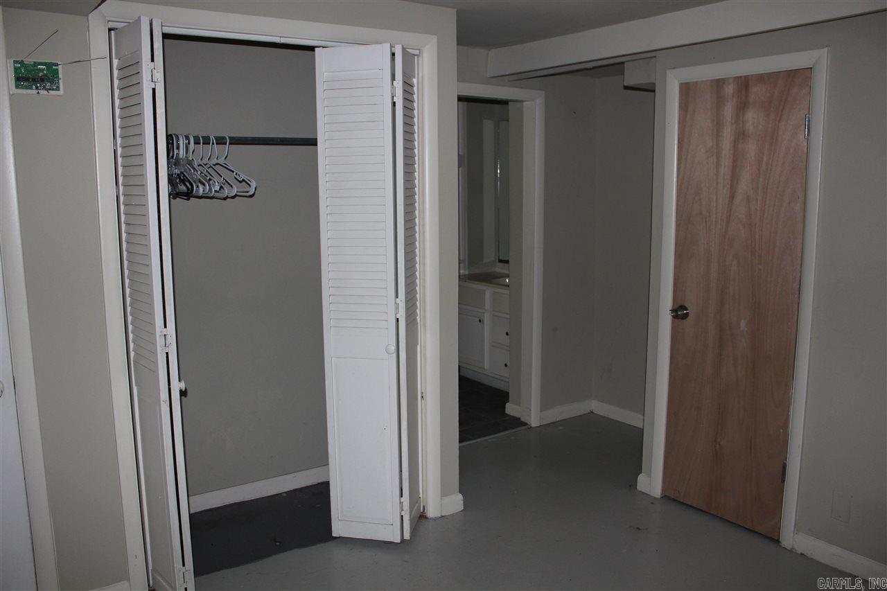 Hill Crest - Residential Lease