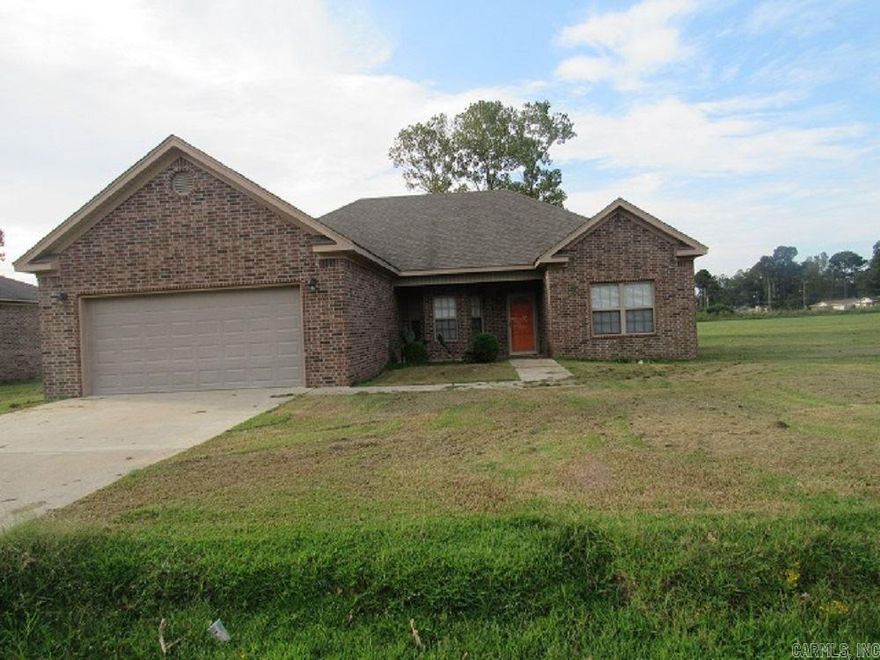 England-- SOLD AS IS  This 3Bed rm, 2 Bath, Home offers Great rm with FP, Kitchen -Din-Rm- Combo,  Split Floor plan, His & Her Walk in Closet in MBR, DB Sinks, Jetted Tub, 2 Car Garage, Large back yard. This house will make a good First time buyer home This home is only 7 years old. You will need a Approval Letter, Earnest Money.